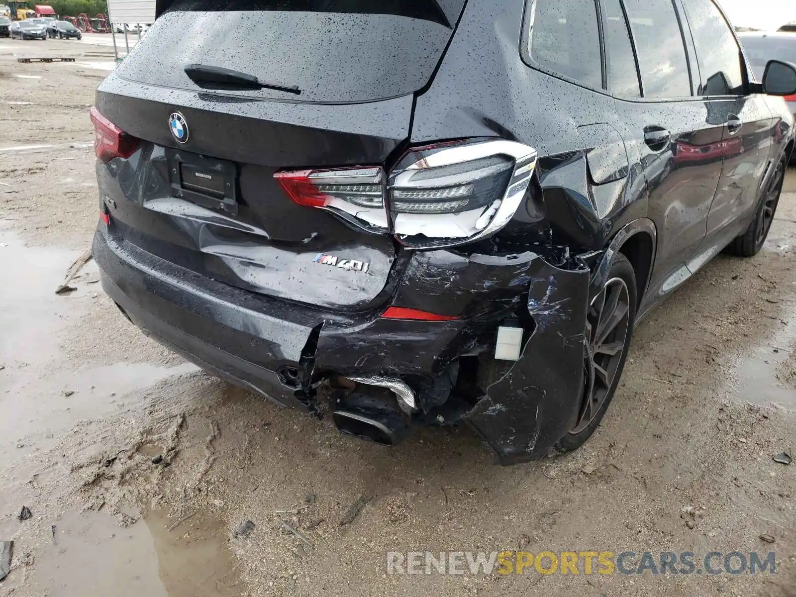 9 Photograph of a damaged car 5UXTS3C54K0Z10607 BMW X3 2019