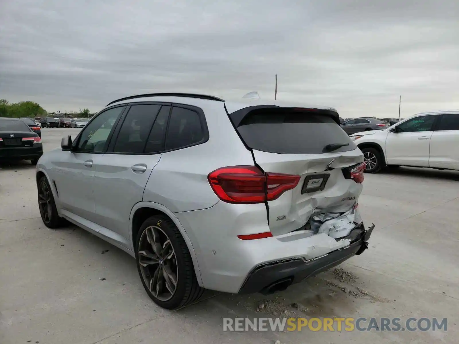 3 Photograph of a damaged car 5UXTS3C55K0Z04671 BMW X3 2019