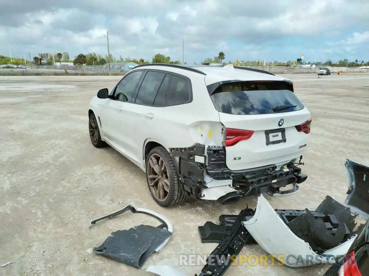 3 Photograph of a damaged car 5UXTS3C55K0Z10678 BMW X3 2019