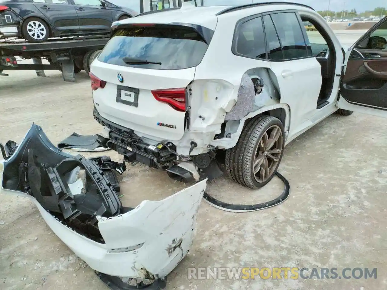 9 Photograph of a damaged car 5UXTS3C55K0Z10678 BMW X3 2019