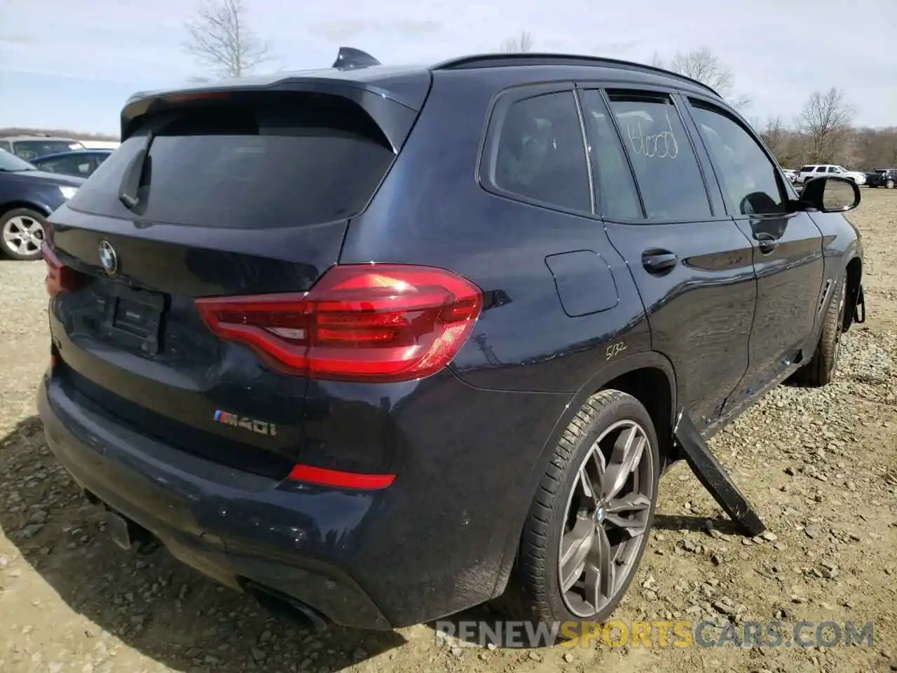 4 Photograph of a damaged car 5UXTS3C56K0Z08082 BMW X3 2019