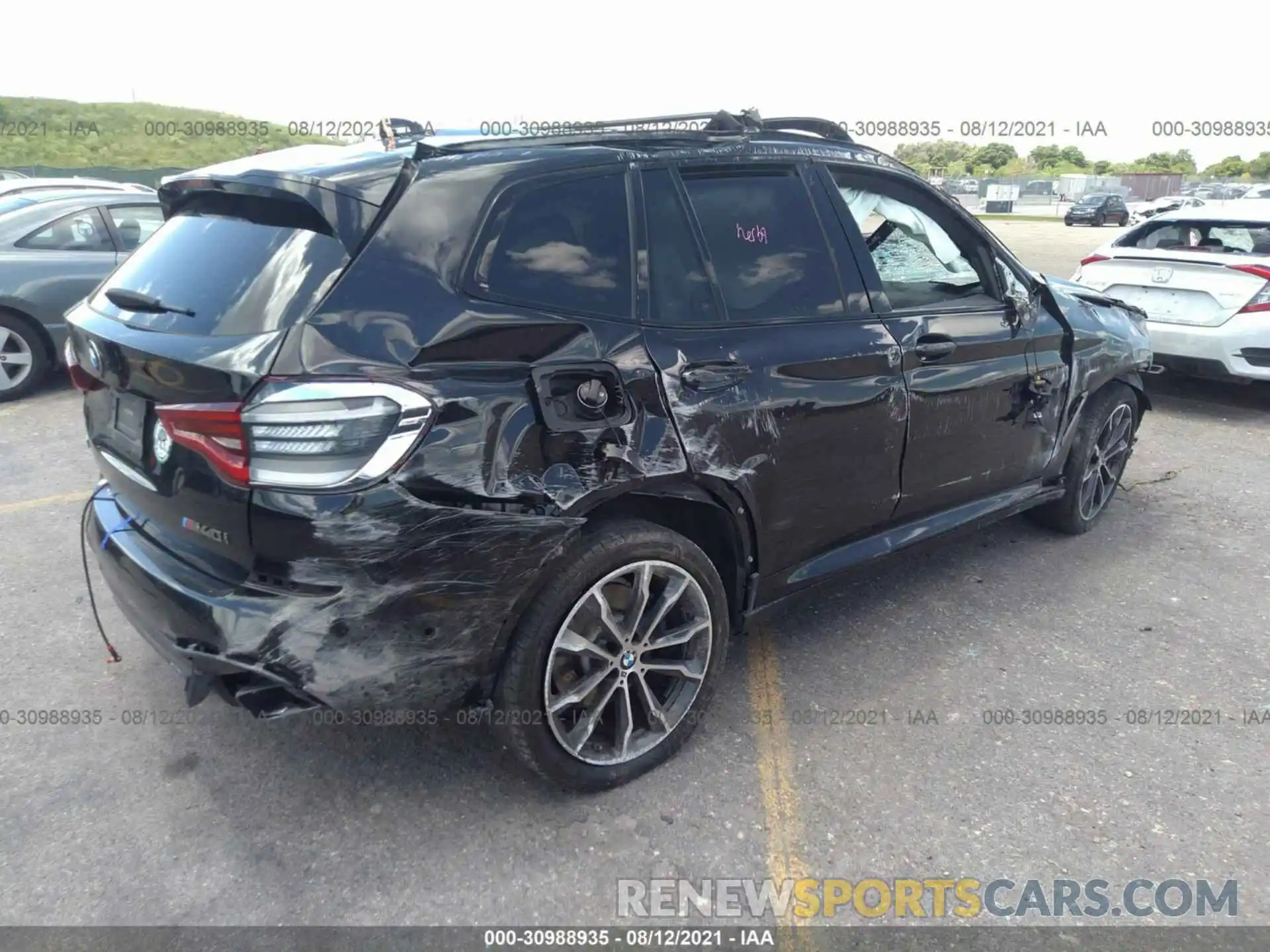 4 Photograph of a damaged car 5UXTS3C56K0Z09006 BMW X3 2019