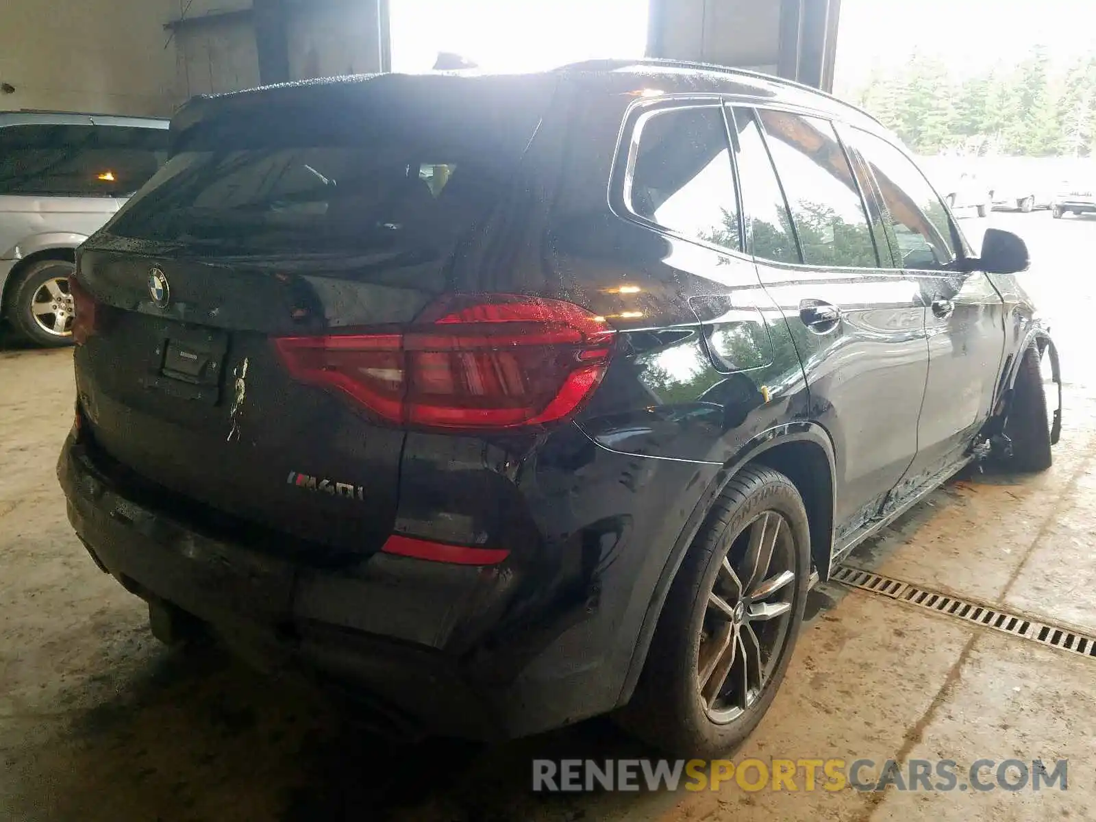 4 Photograph of a damaged car 5UXTS3C56KLR72623 BMW X3 2019