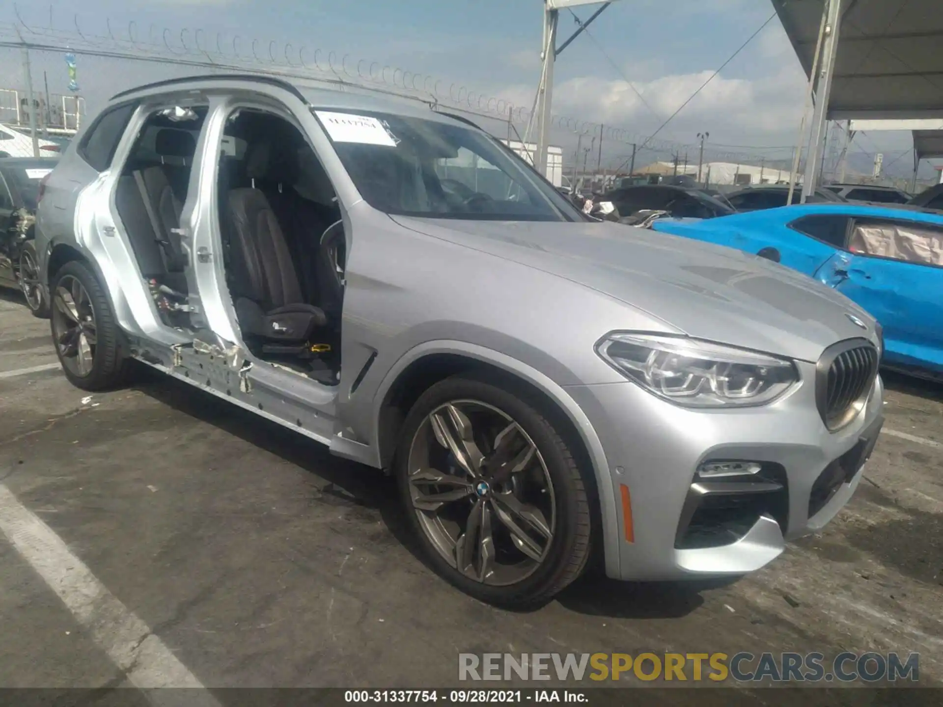 1 Photograph of a damaged car 5UXTS3C57K0Z04722 BMW X3 2019