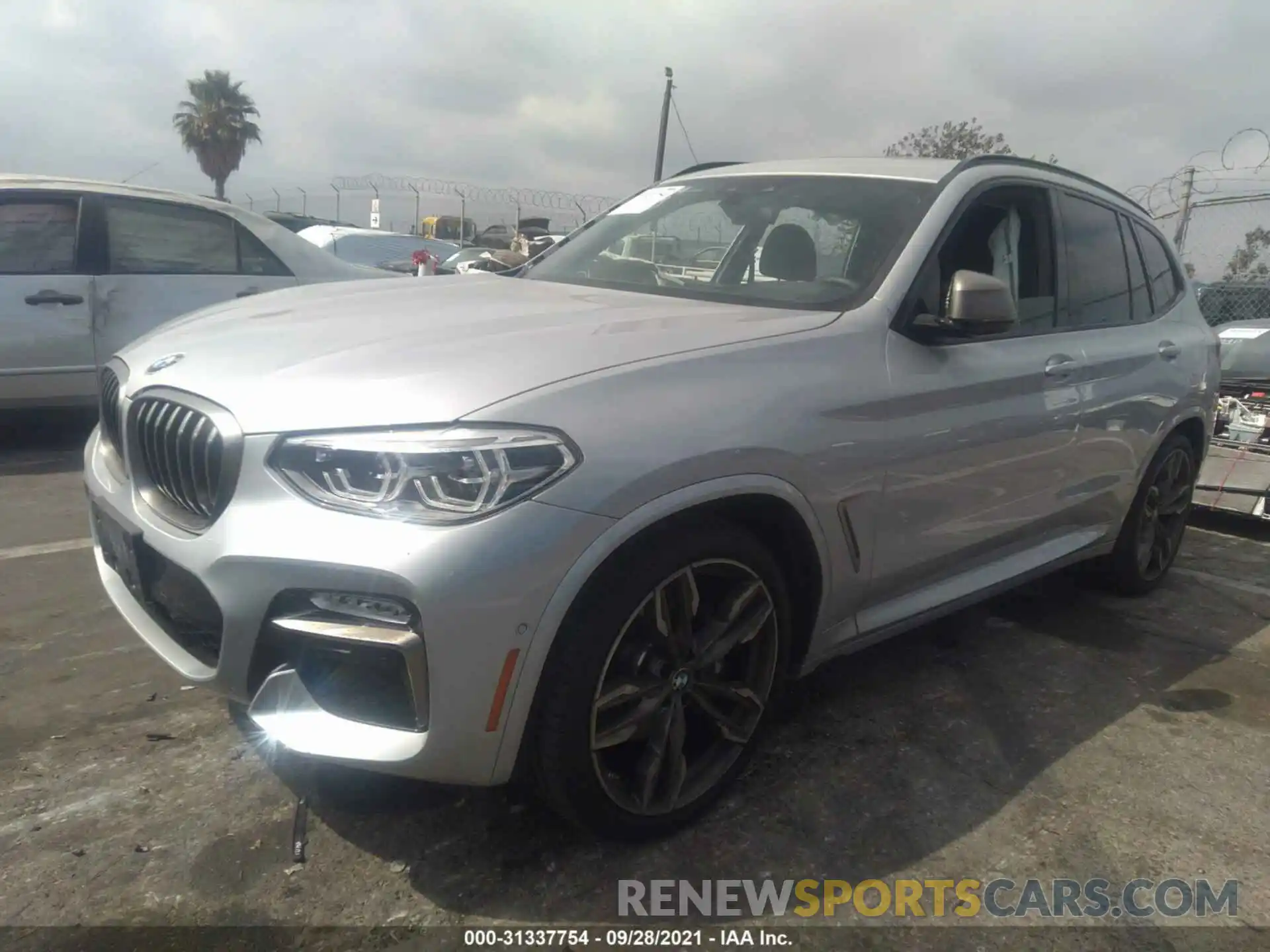 2 Photograph of a damaged car 5UXTS3C57K0Z04722 BMW X3 2019