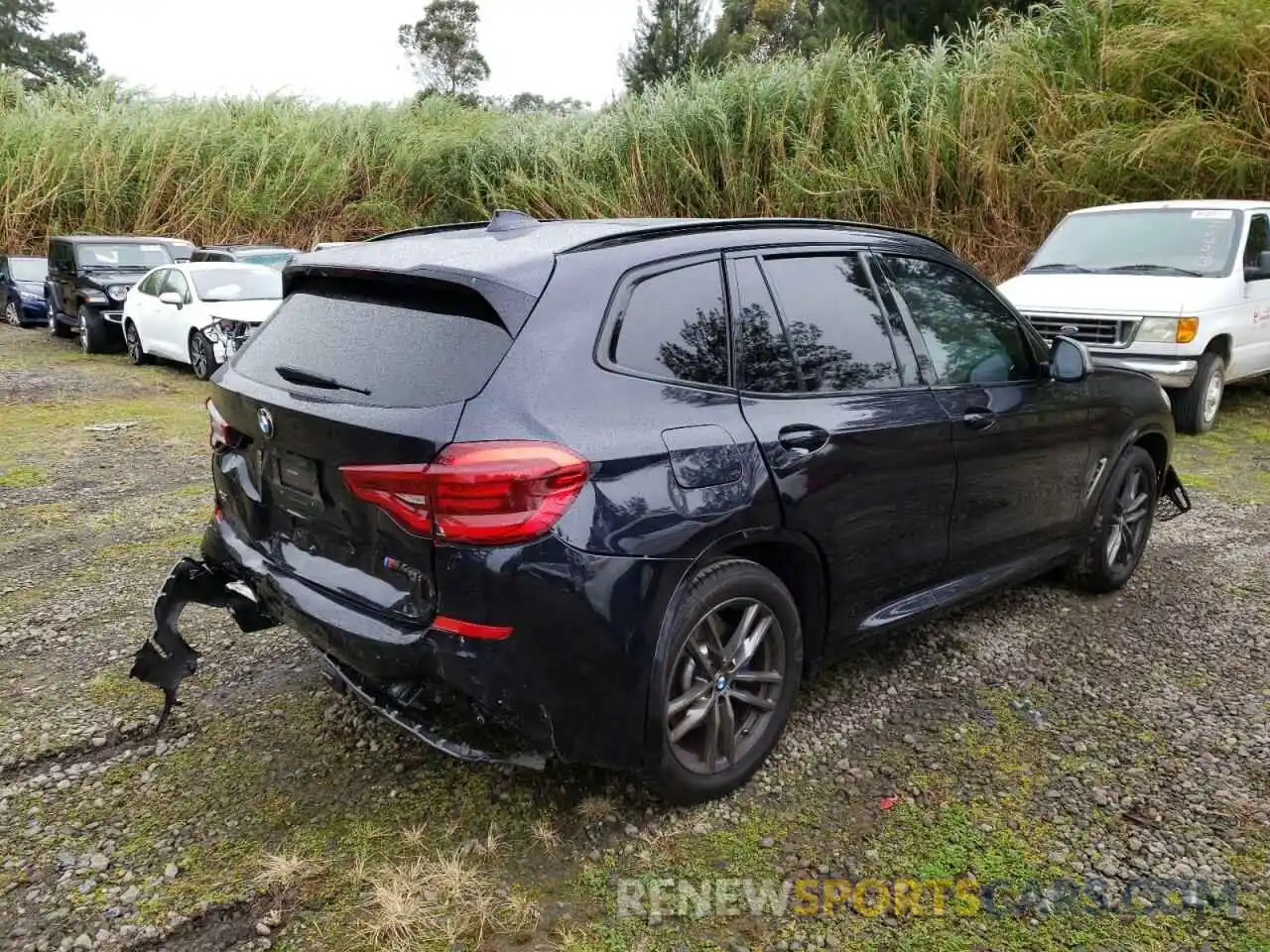 4 Photograph of a damaged car 5UXTS3C57K0Z05319 BMW X3 2019