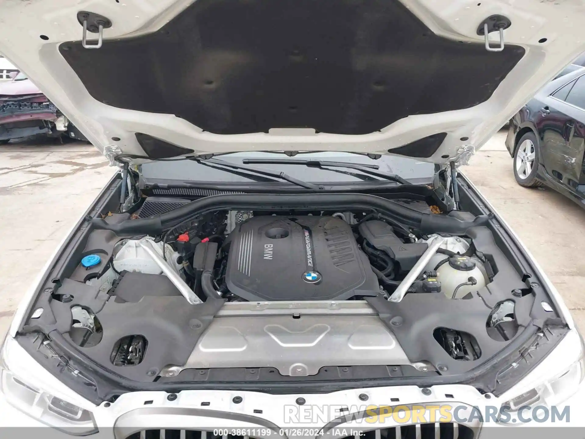 10 Photograph of a damaged car 5UXTS3C57K0Z09712 BMW X3 2019