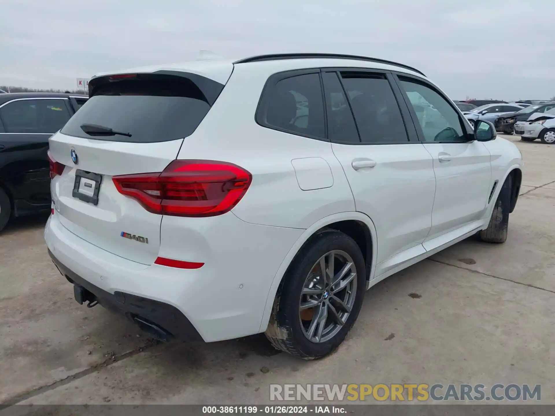 4 Photograph of a damaged car 5UXTS3C57K0Z09712 BMW X3 2019