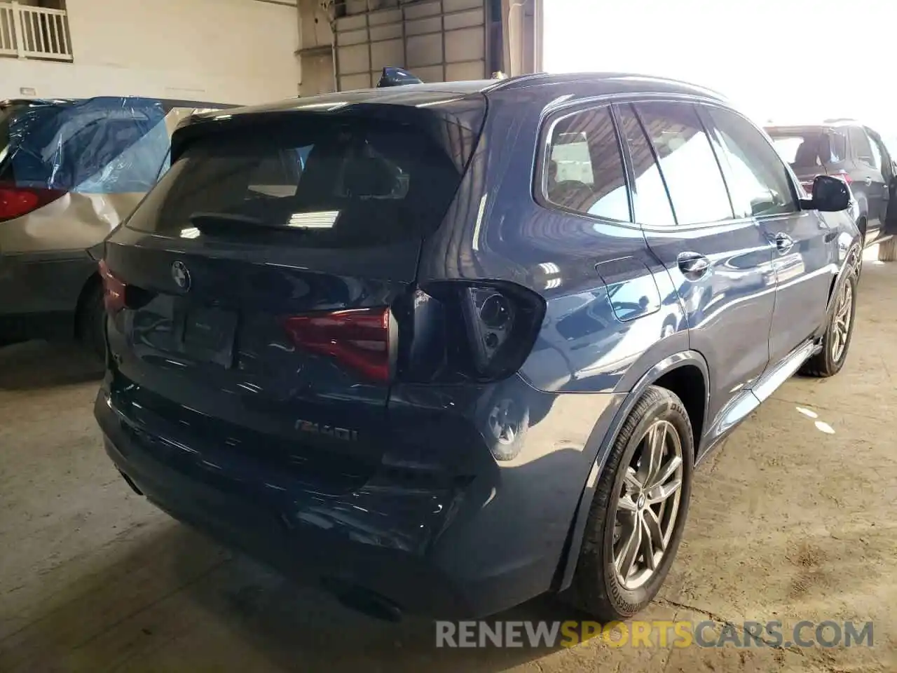 4 Photograph of a damaged car 5UXTS3C57K0Z10035 BMW X3 2019