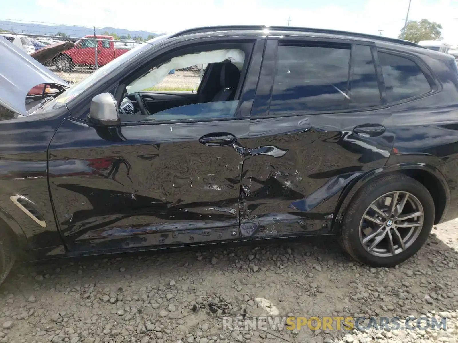 9 Photograph of a damaged car 5UXTS3C57KLR72825 BMW X3 2019