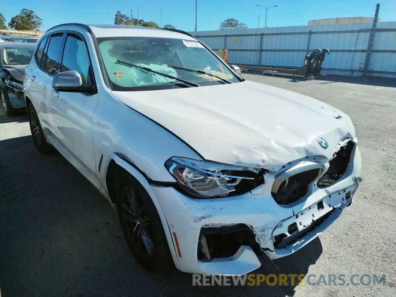 1 Photograph of a damaged car 5UXTS3C58K0Z02932 BMW X3 2019