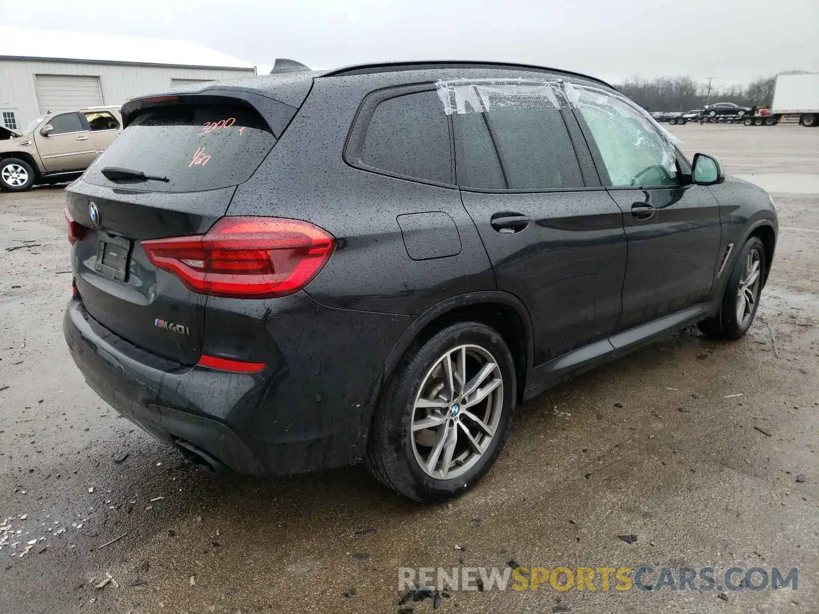 4 Photograph of a damaged car 5UXTS3C58K0Z03000 BMW X3 2019