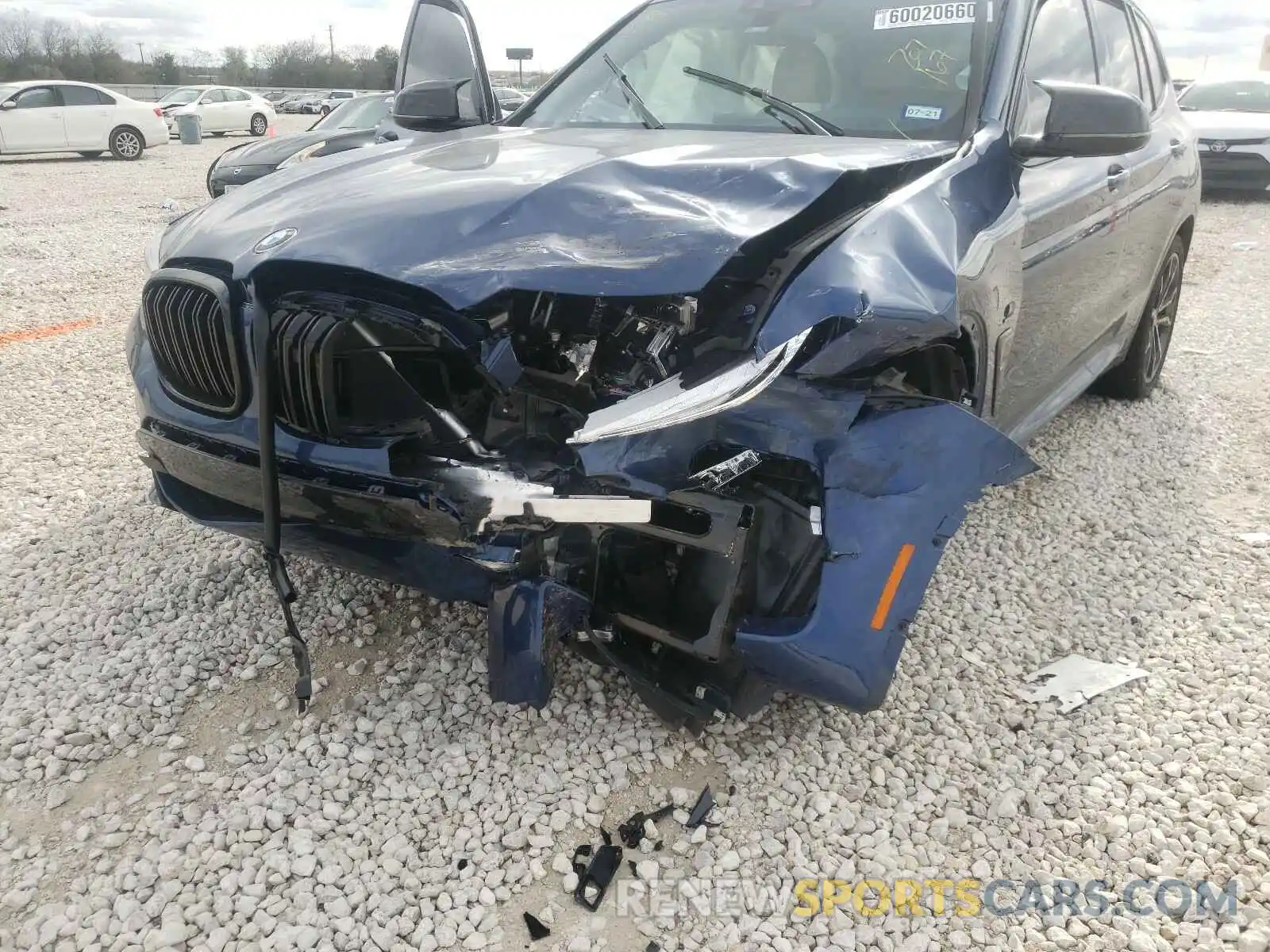 9 Photograph of a damaged car 5UXTS3C59K0Z07167 BMW X3 2019