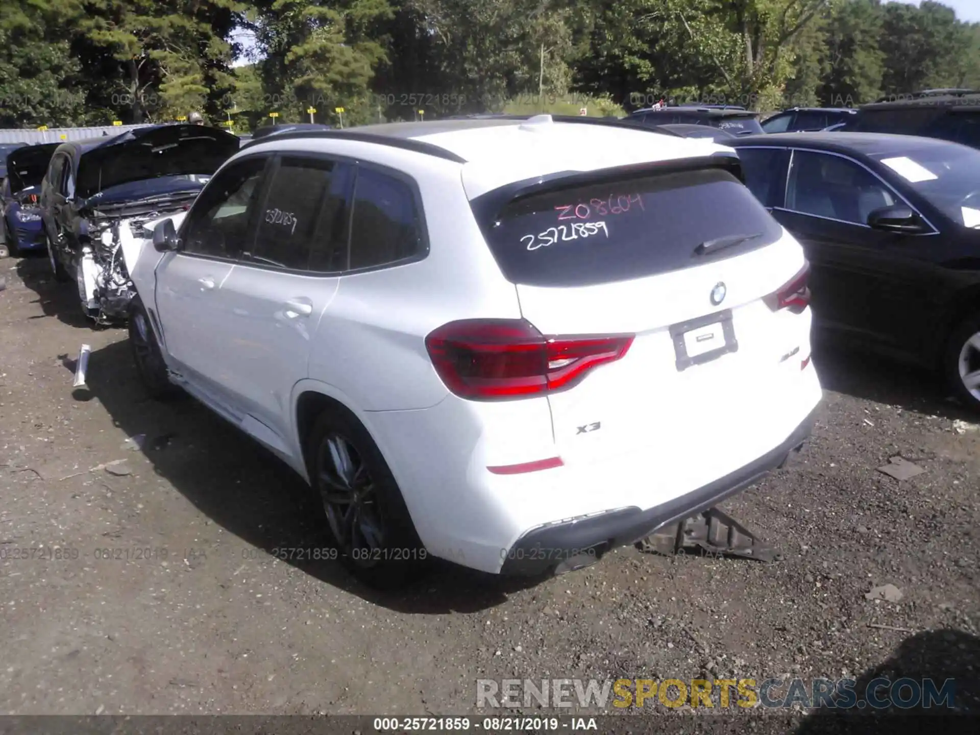 3 Photograph of a damaged car 5UXTS3C5XK0Z08604 BMW X3 2019