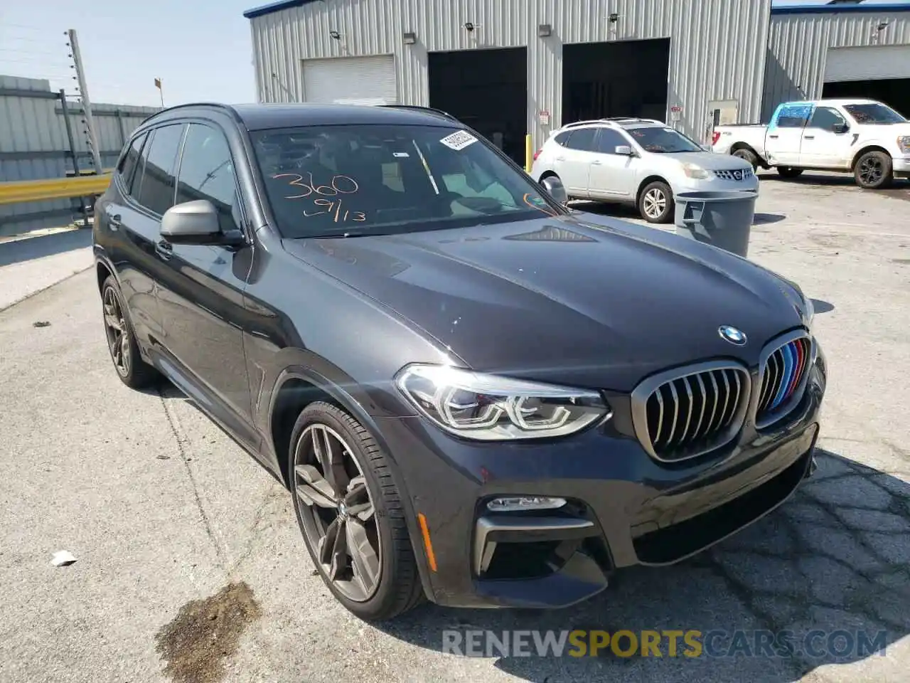 1 Photograph of a damaged car 5UXTS3C5XK0Z10207 BMW X3 2019