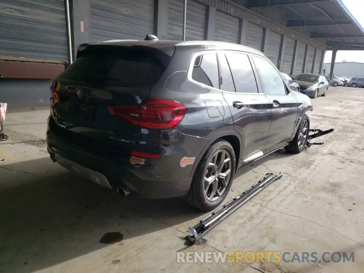 4 Фотография поврежденного автомобиля 5UXTS1C00L9D22356 BMW X3 2020