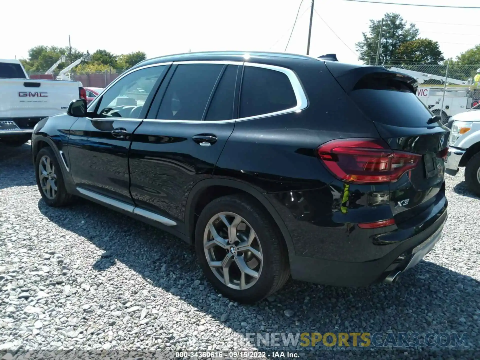 3 Photograph of a damaged car 5UXTY3C00L9B39825 BMW X3 2020