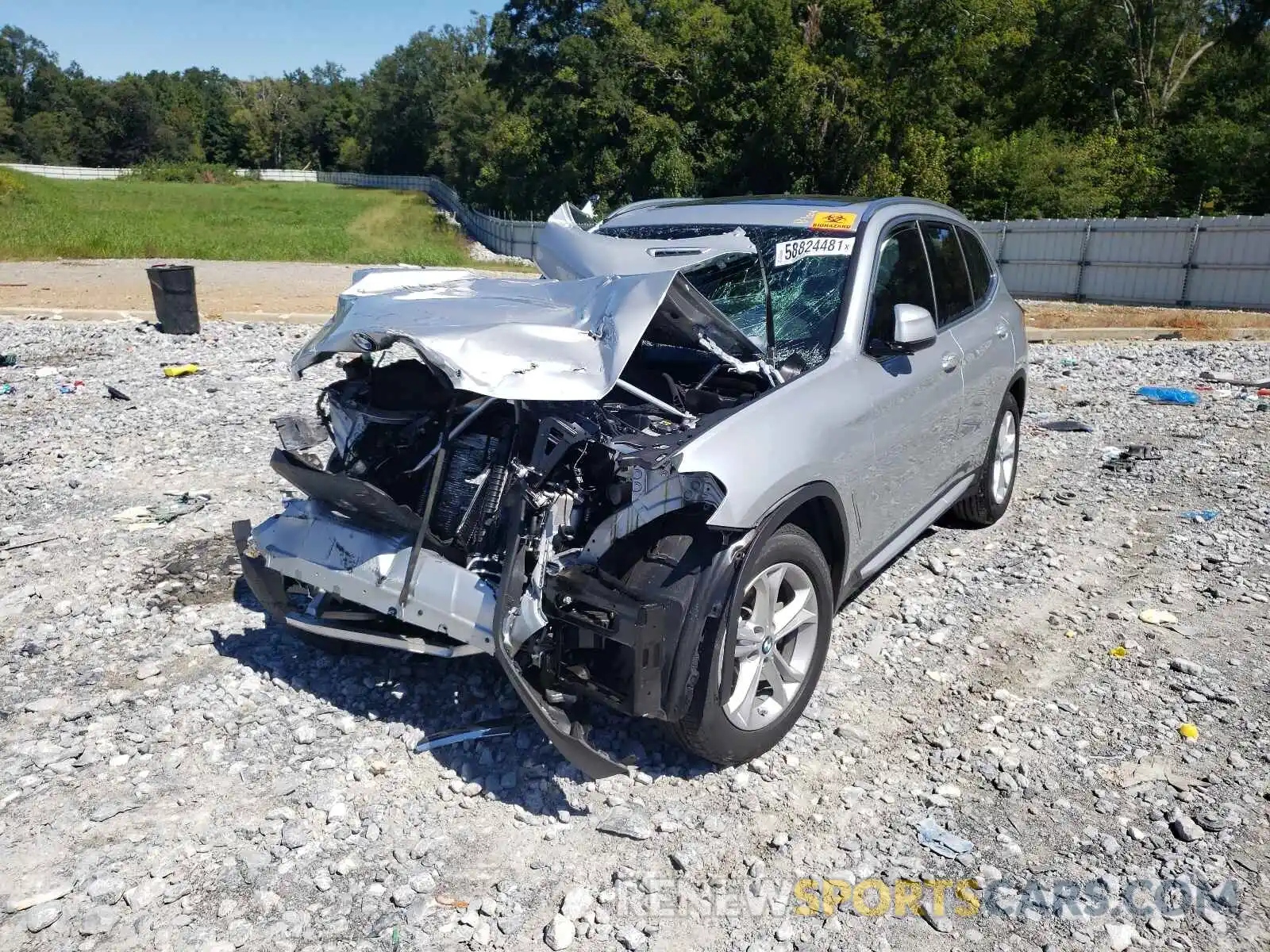 2 Photograph of a damaged car 5UXTY3C00L9B41557 BMW X3 2020