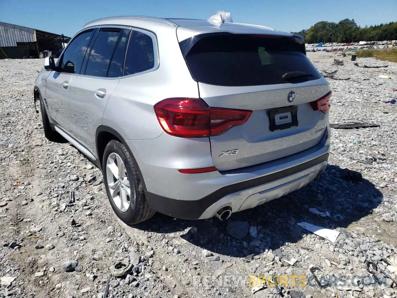 3 Photograph of a damaged car 5UXTY3C00L9B41557 BMW X3 2020