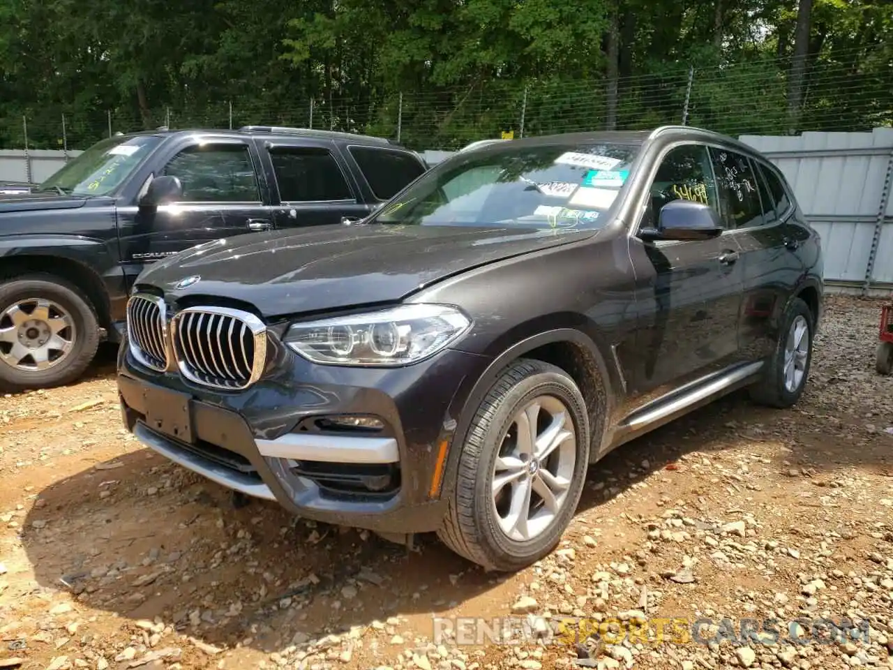 2 Photograph of a damaged car 5UXTY3C00L9B95392 BMW X3 2020