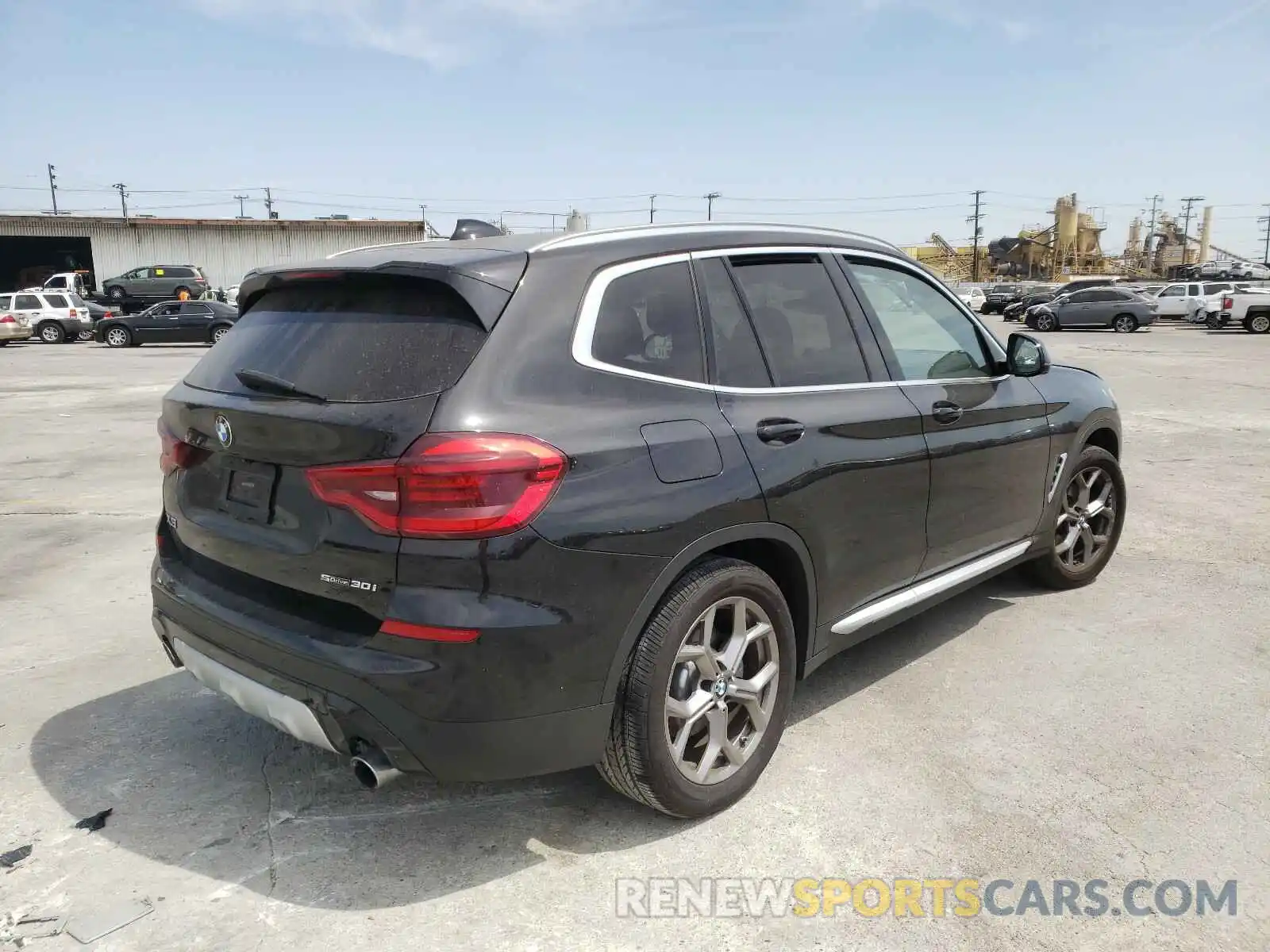 4 Photograph of a damaged car 5UXTY3C00L9C00929 BMW X3 2020