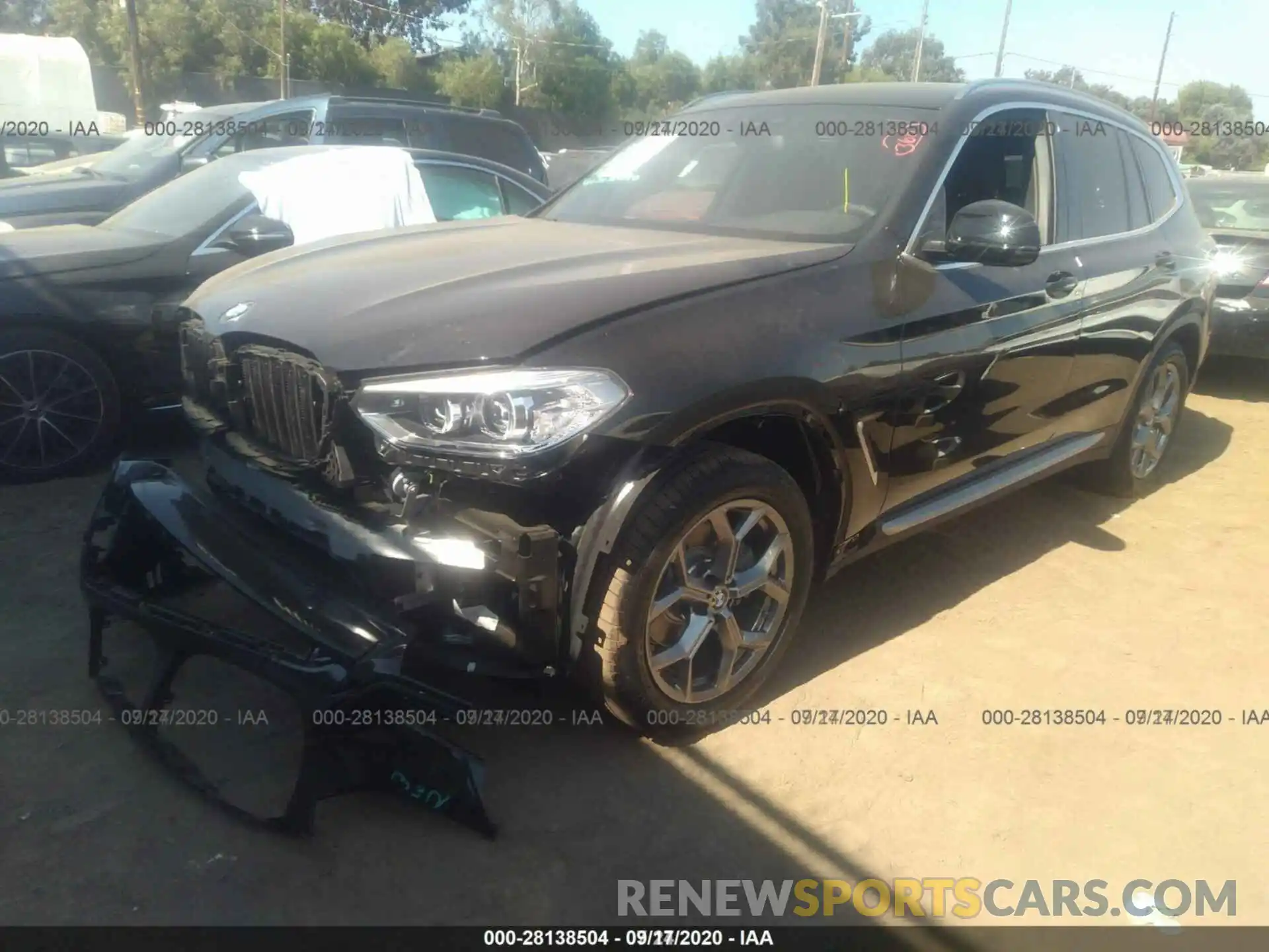 14 Photograph of a damaged car 5UXTY3C00L9D10122 BMW X3 2020