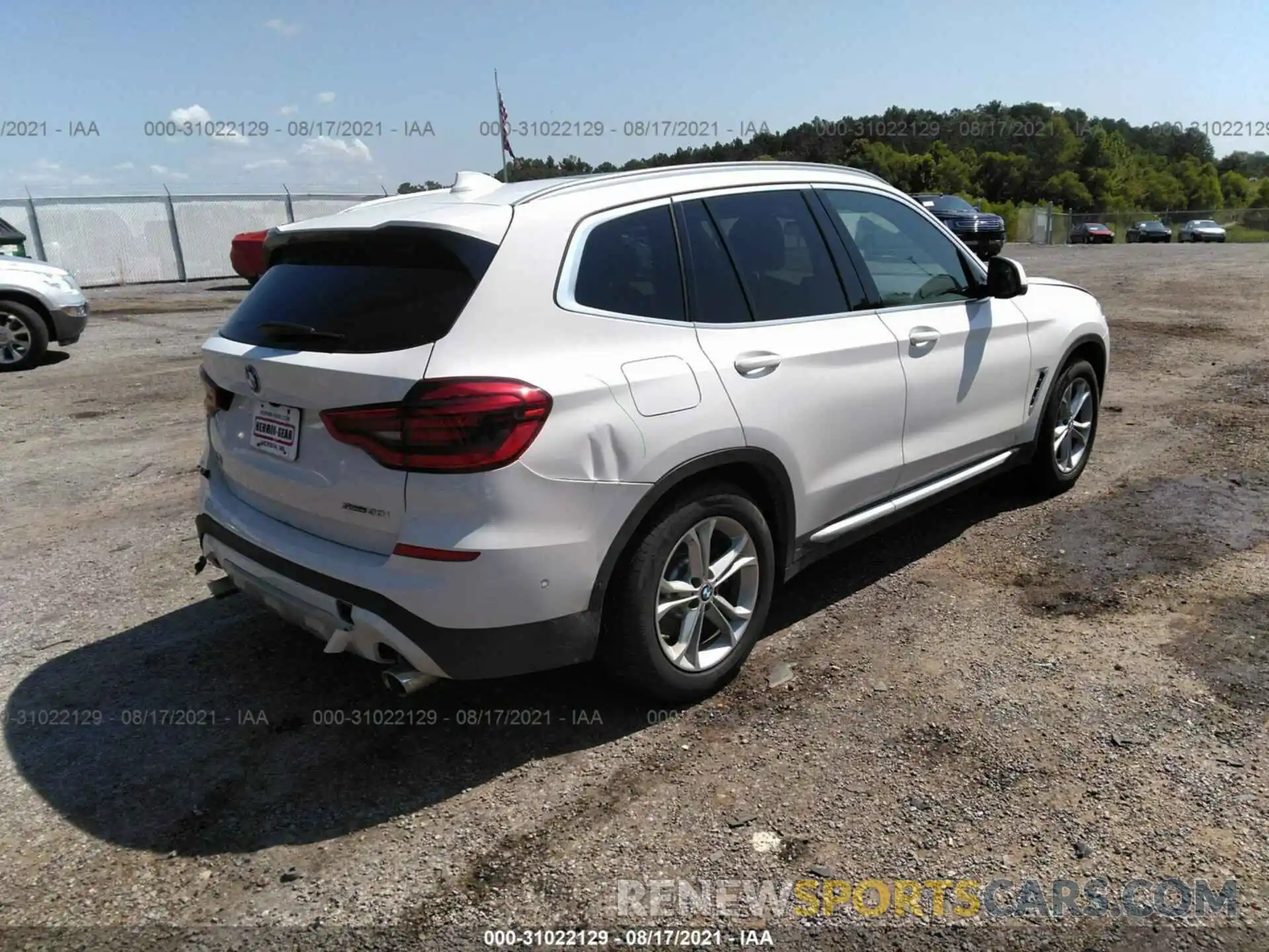 4 Фотография поврежденного автомобиля 5UXTY3C00L9D37210 BMW X3 2020