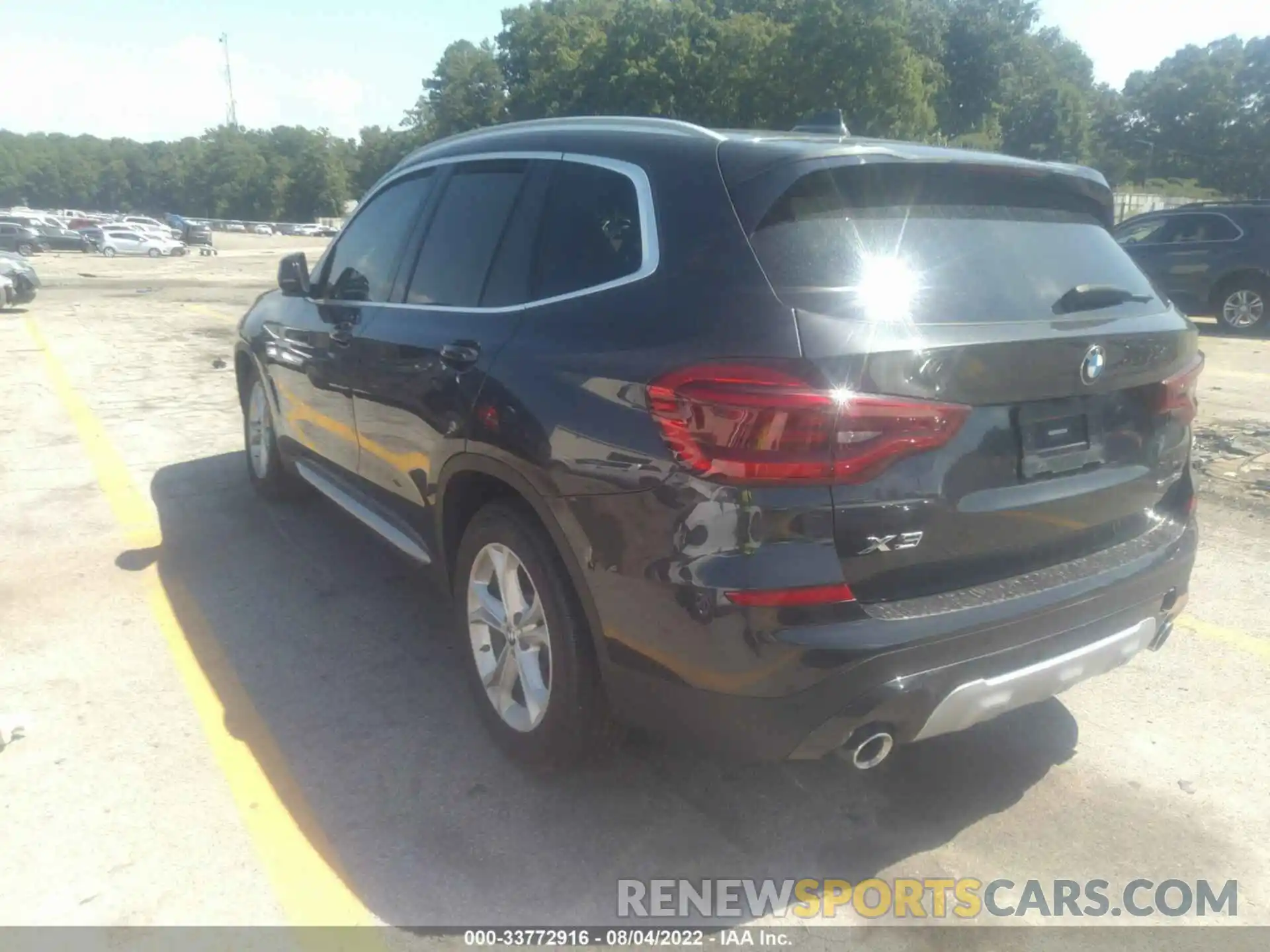 3 Photograph of a damaged car 5UXTY3C00L9D50443 BMW X3 2020