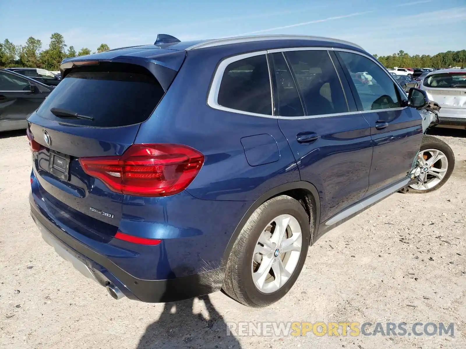 4 Фотография поврежденного автомобиля 5UXTY3C00LLU69917 BMW X3 2020