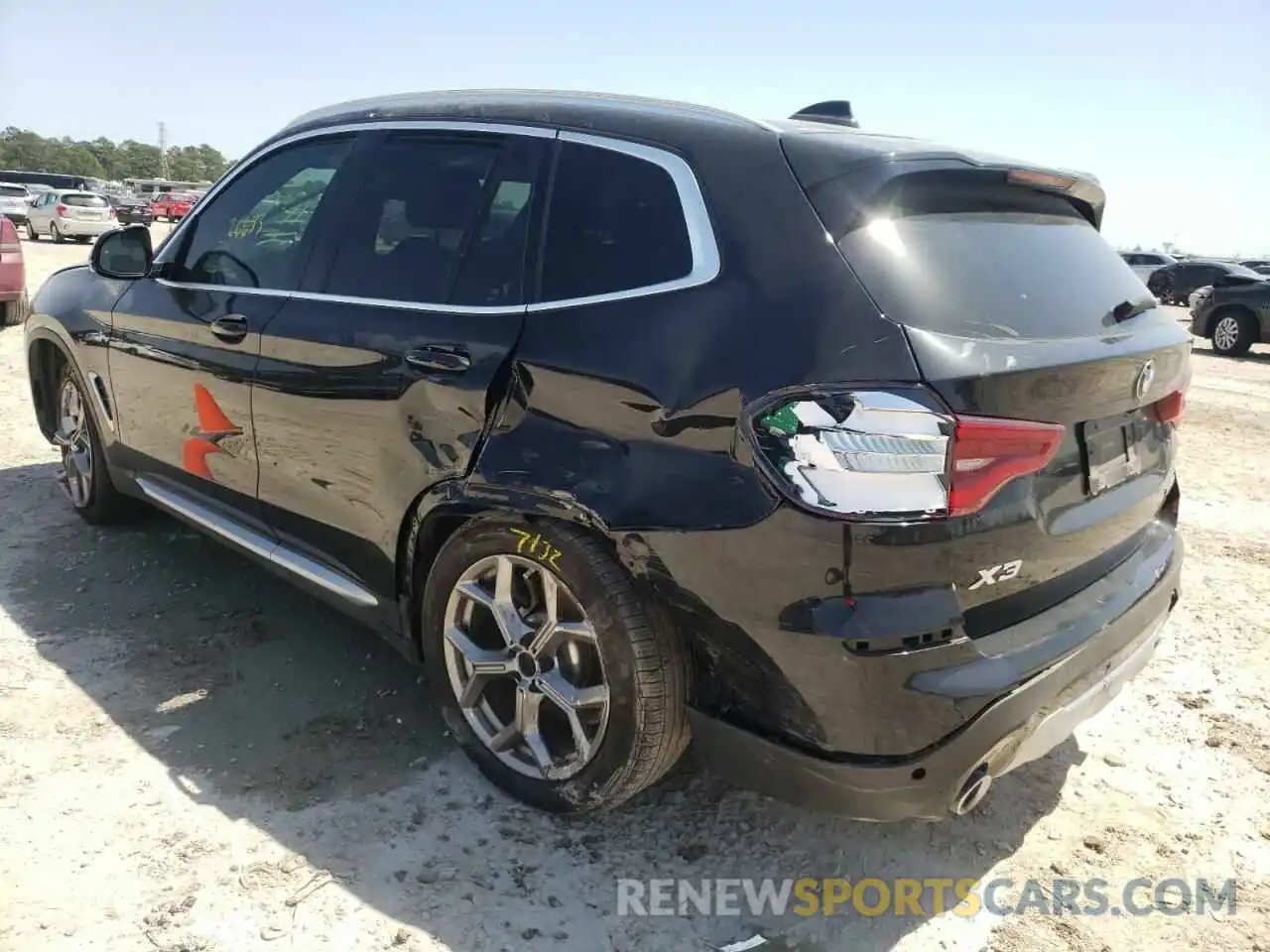 3 Photograph of a damaged car 5UXTY3C00LLU70954 BMW X3 2020