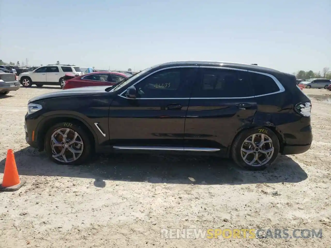 9 Photograph of a damaged car 5UXTY3C00LLU70954 BMW X3 2020