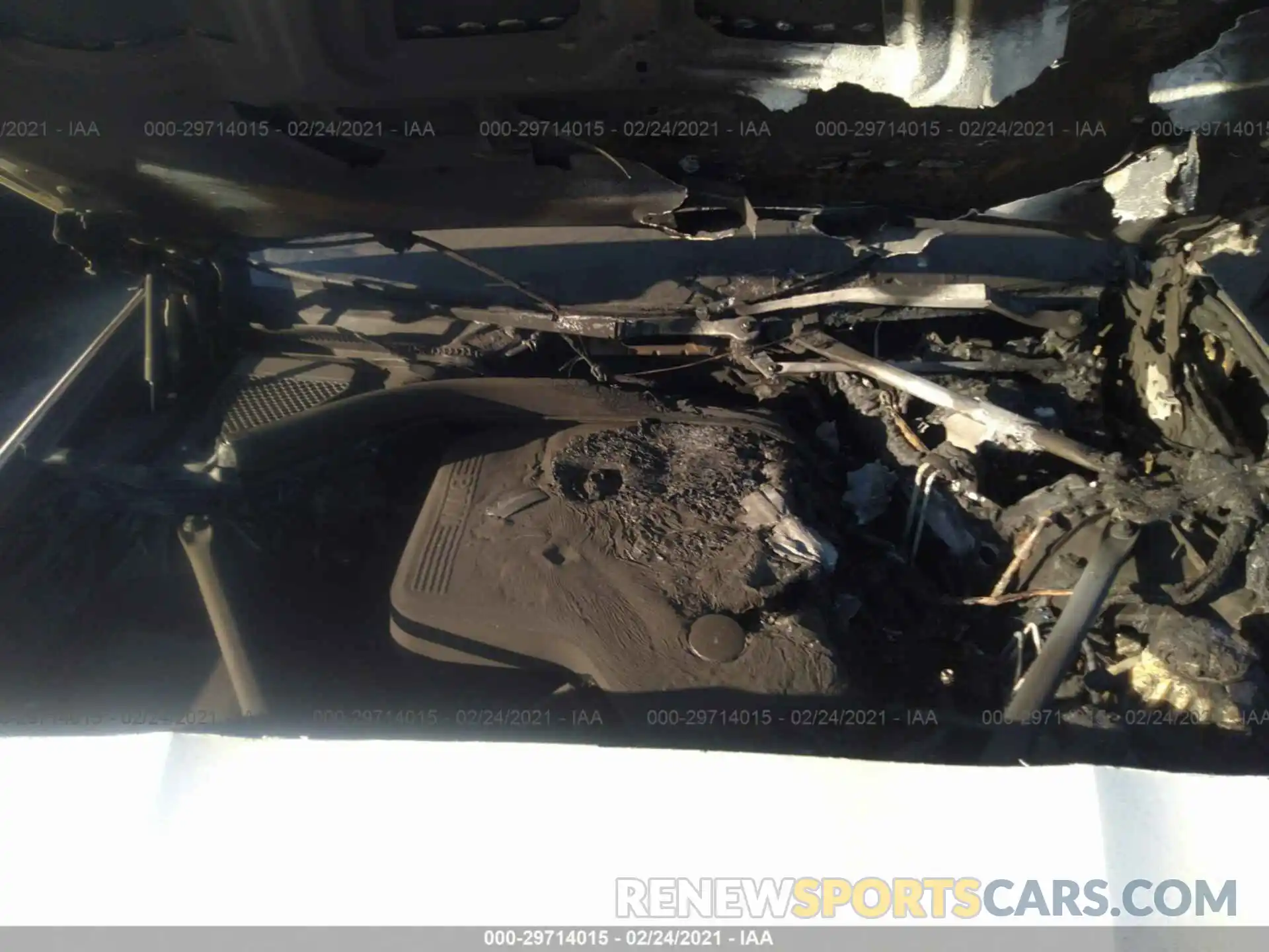 10 Photograph of a damaged car 5UXTY3C01L9B53748 BMW X3 2020