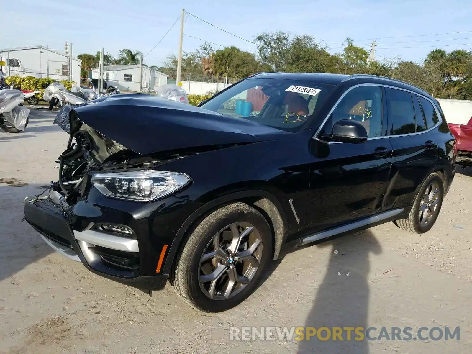 2 Photograph of a damaged car 5UXTY3C01L9B67097 BMW X3 2020