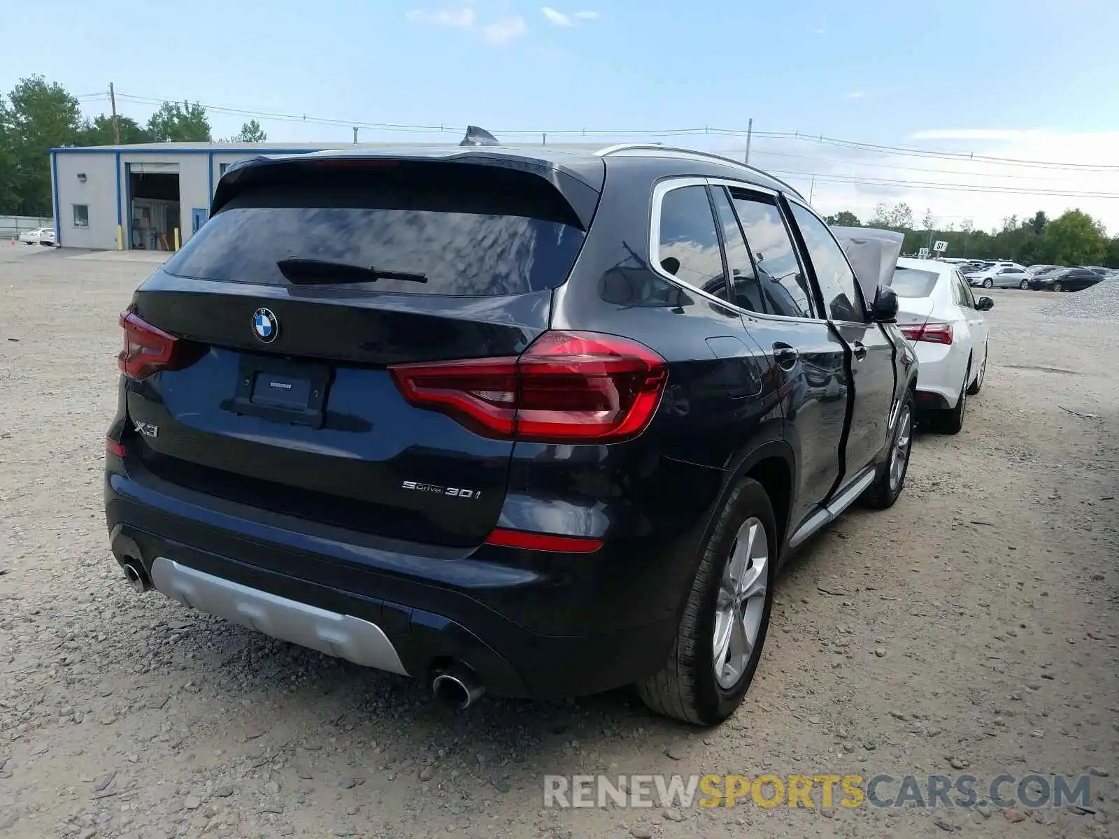 4 Фотография поврежденного автомобиля 5UXTY3C01L9B95370 BMW X3 2020