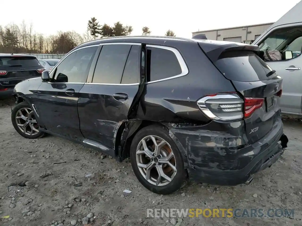 2 Photograph of a damaged car 5UXTY3C01L9C19103 BMW X3 2020