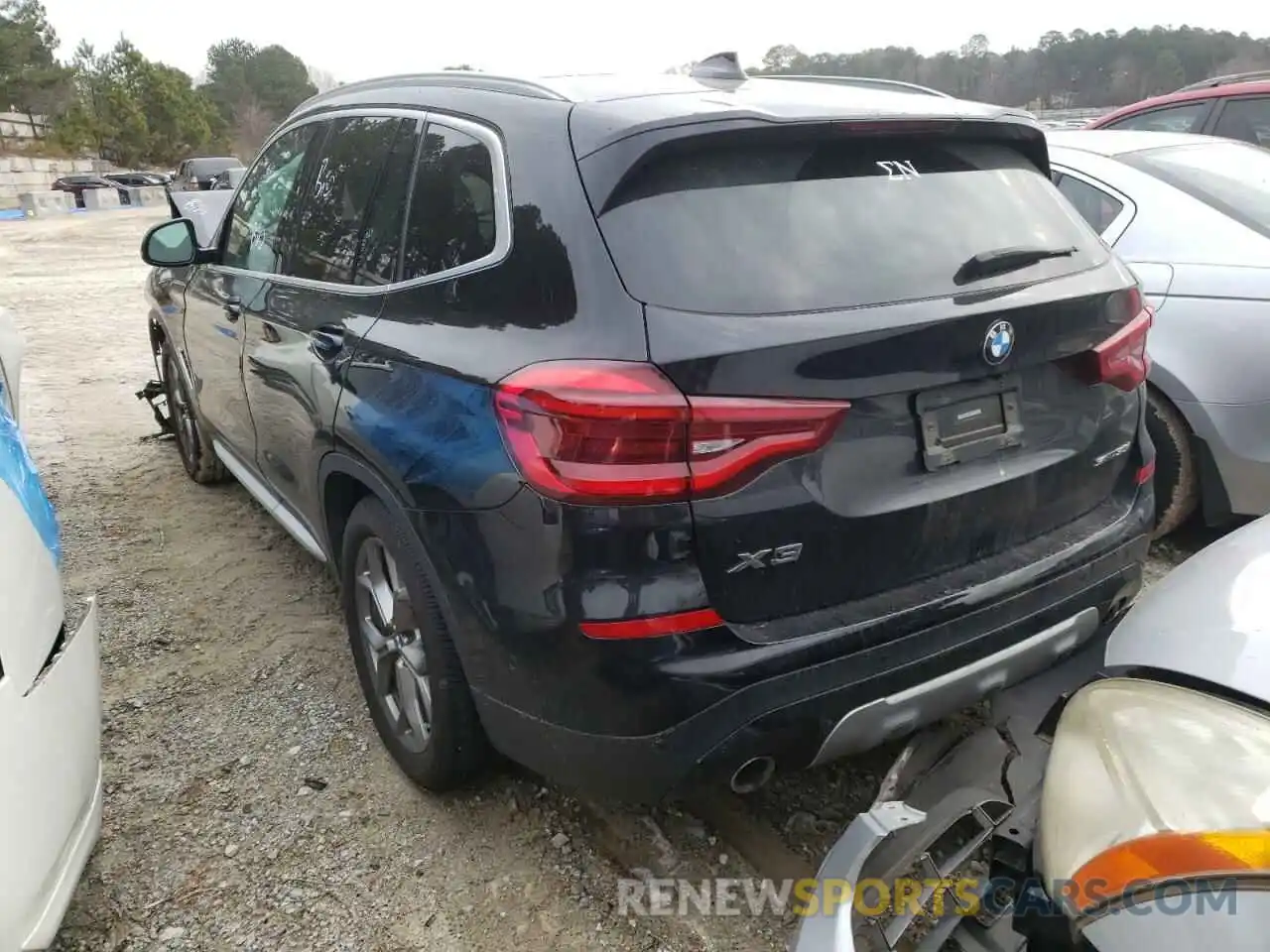 3 Photograph of a damaged car 5UXTY3C01L9D52038 BMW X3 2020