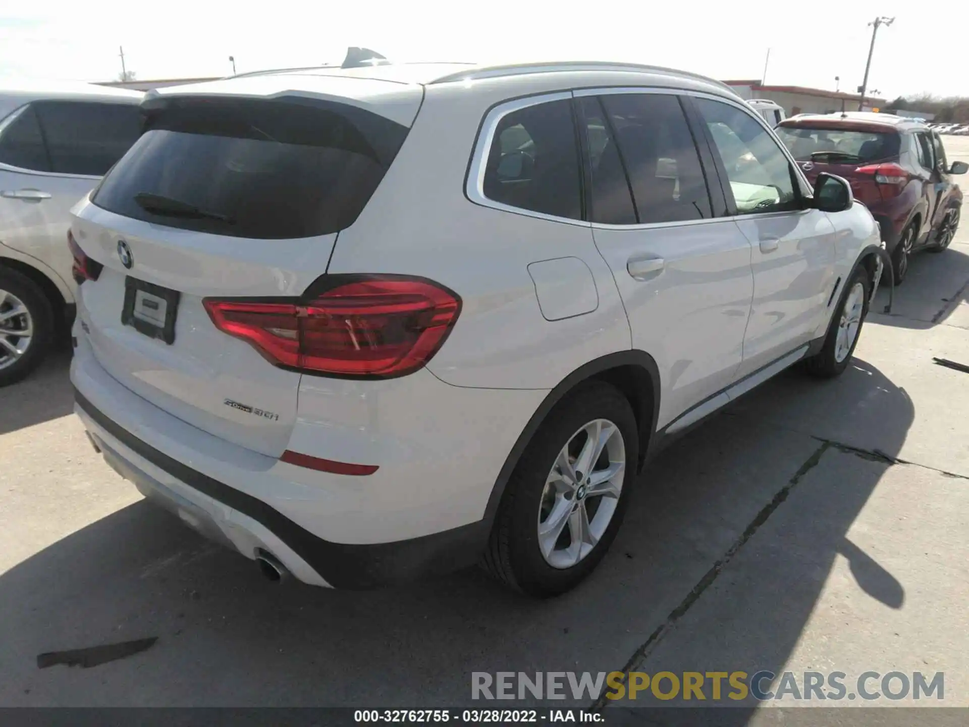 4 Фотография поврежденного автомобиля 5UXTY3C01LLE55236 BMW X3 2020