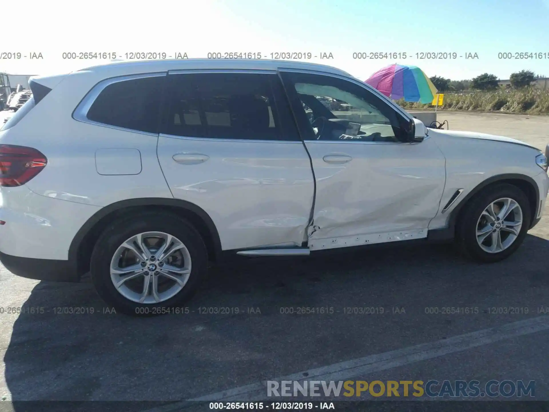 6 Photograph of a damaged car 5UXTY3C01LLE55446 BMW X3 2020