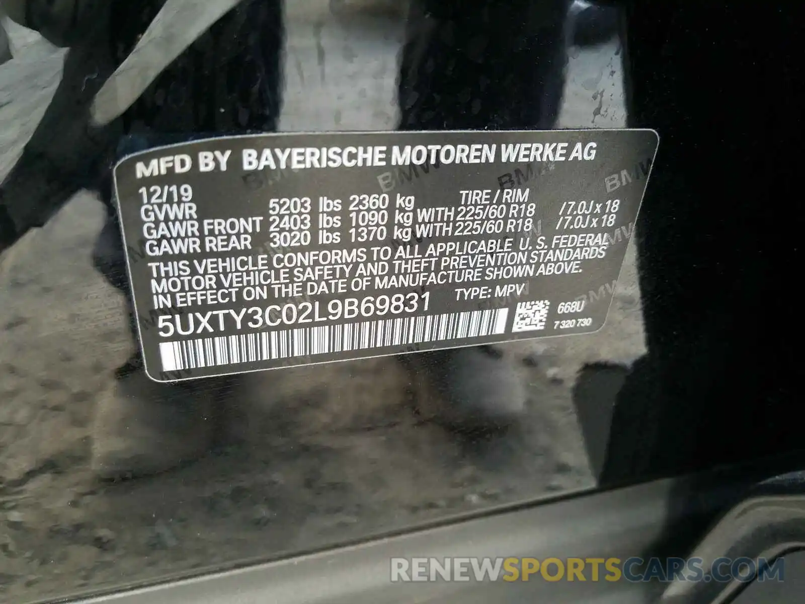 10 Photograph of a damaged car 5UXTY3C02L9B69831 BMW X3 2020