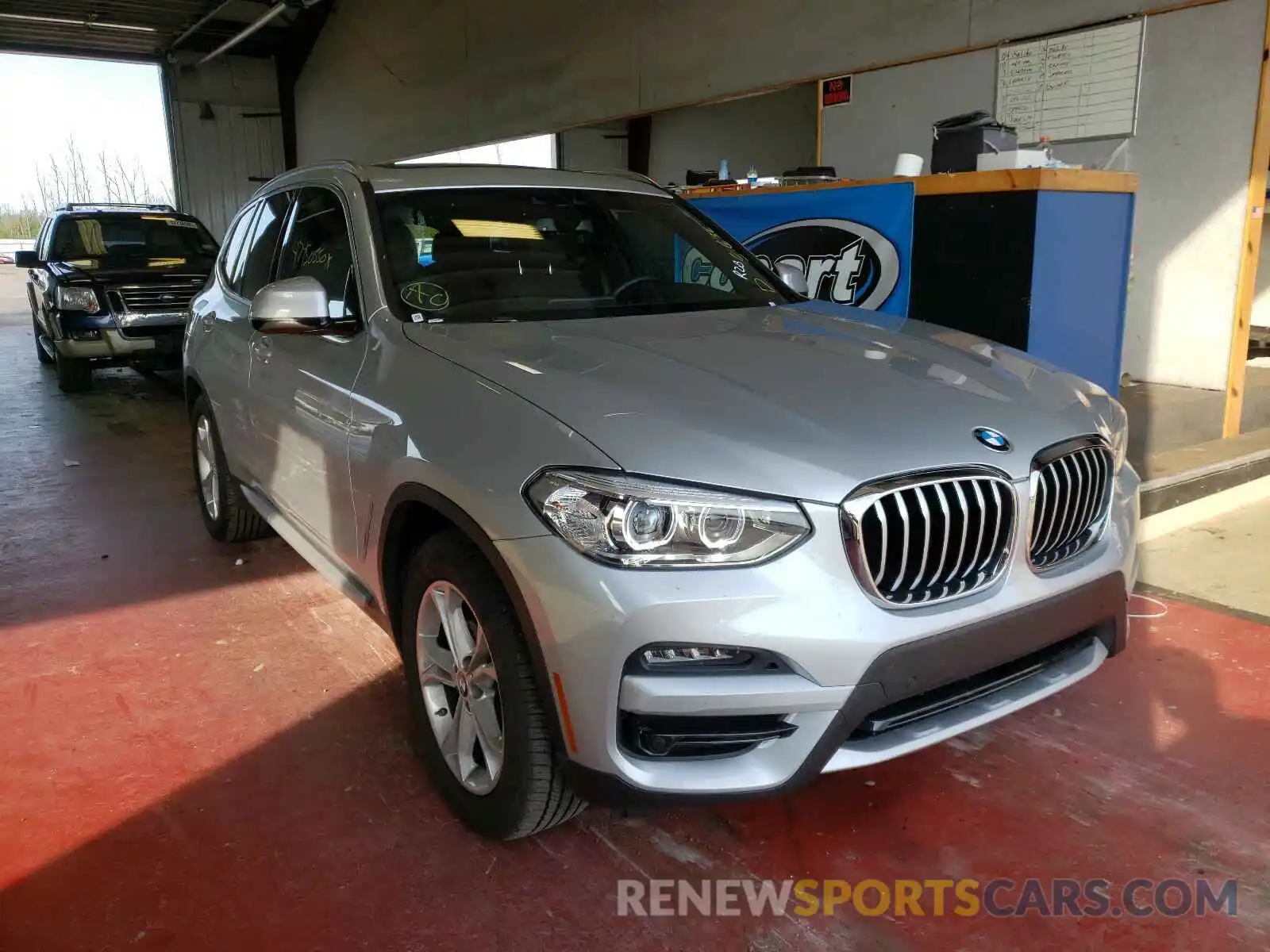 1 Photograph of a damaged car 5UXTY3C02L9C30675 BMW X3 2020