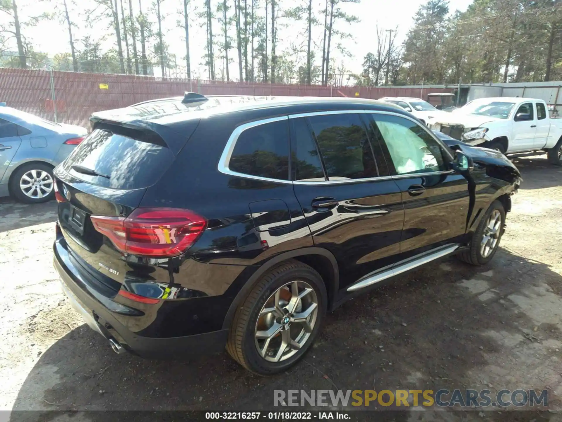 4 Photograph of a damaged car 5UXTY3C02L9D67843 BMW X3 2020