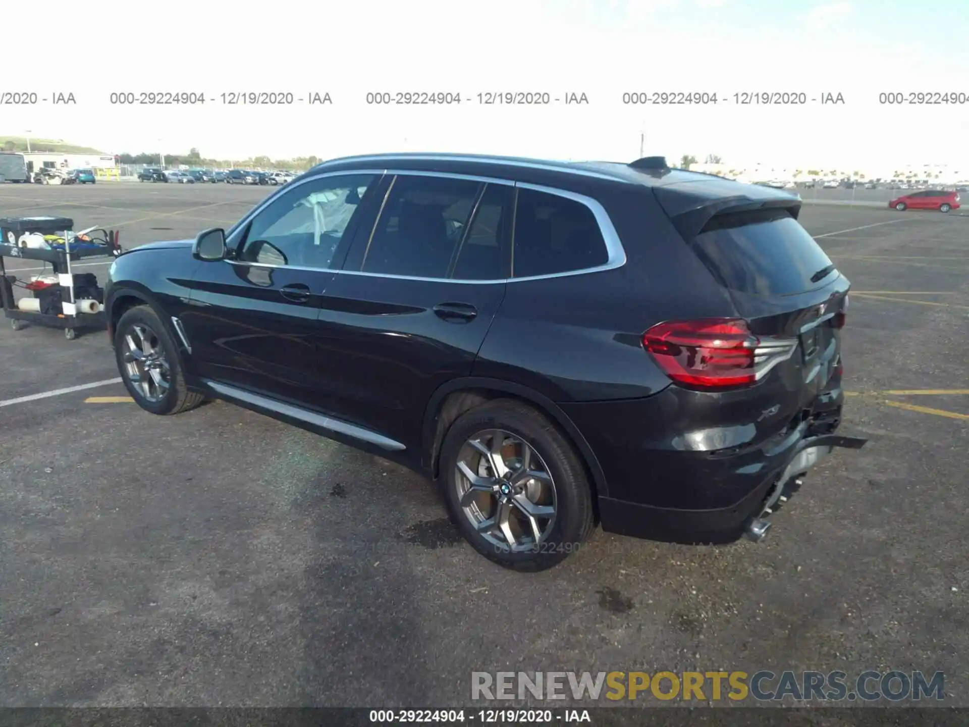 3 Photograph of a damaged car 5UXTY3C02L9D68524 BMW X3 2020