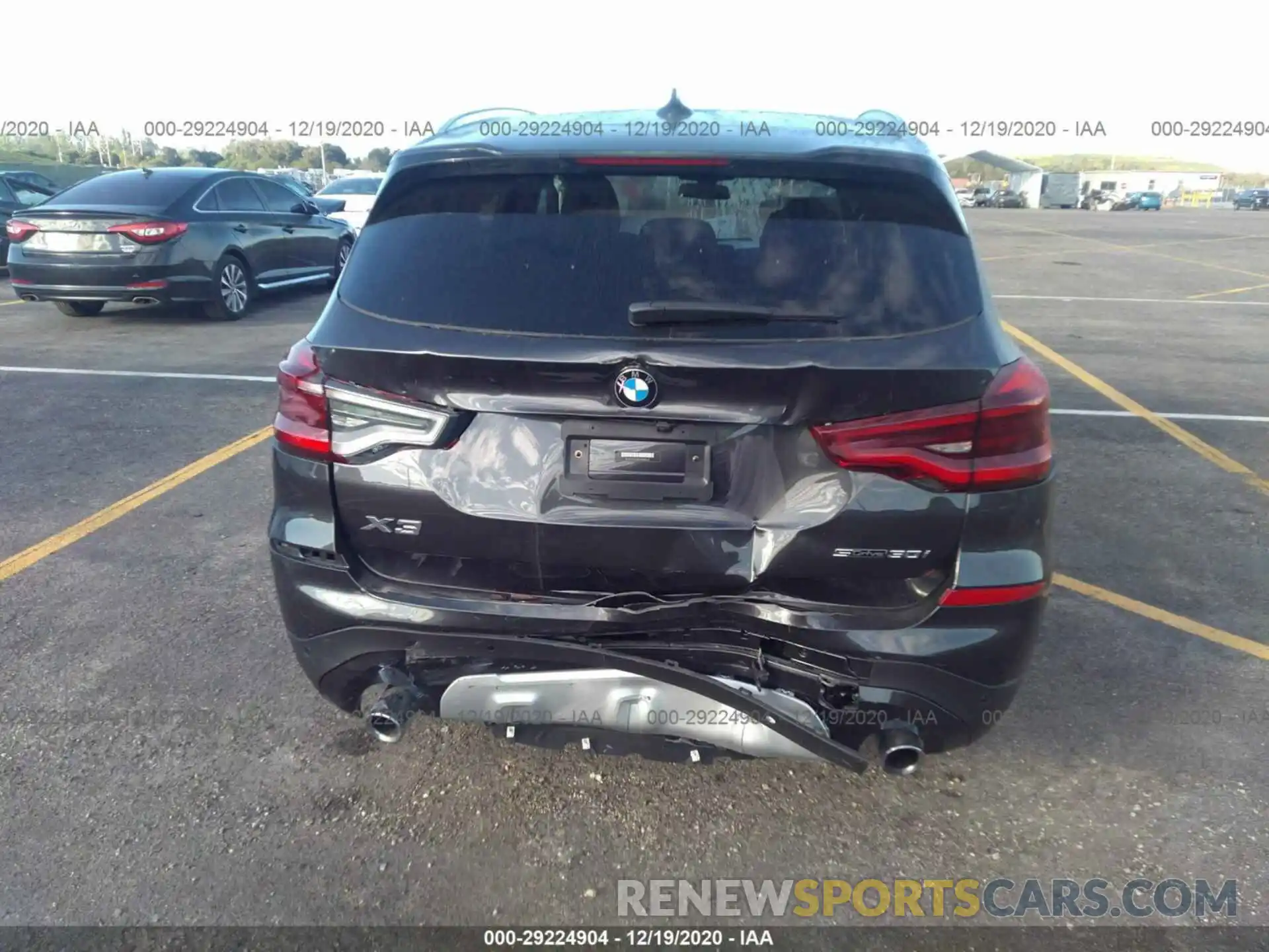 6 Photograph of a damaged car 5UXTY3C02L9D68524 BMW X3 2020