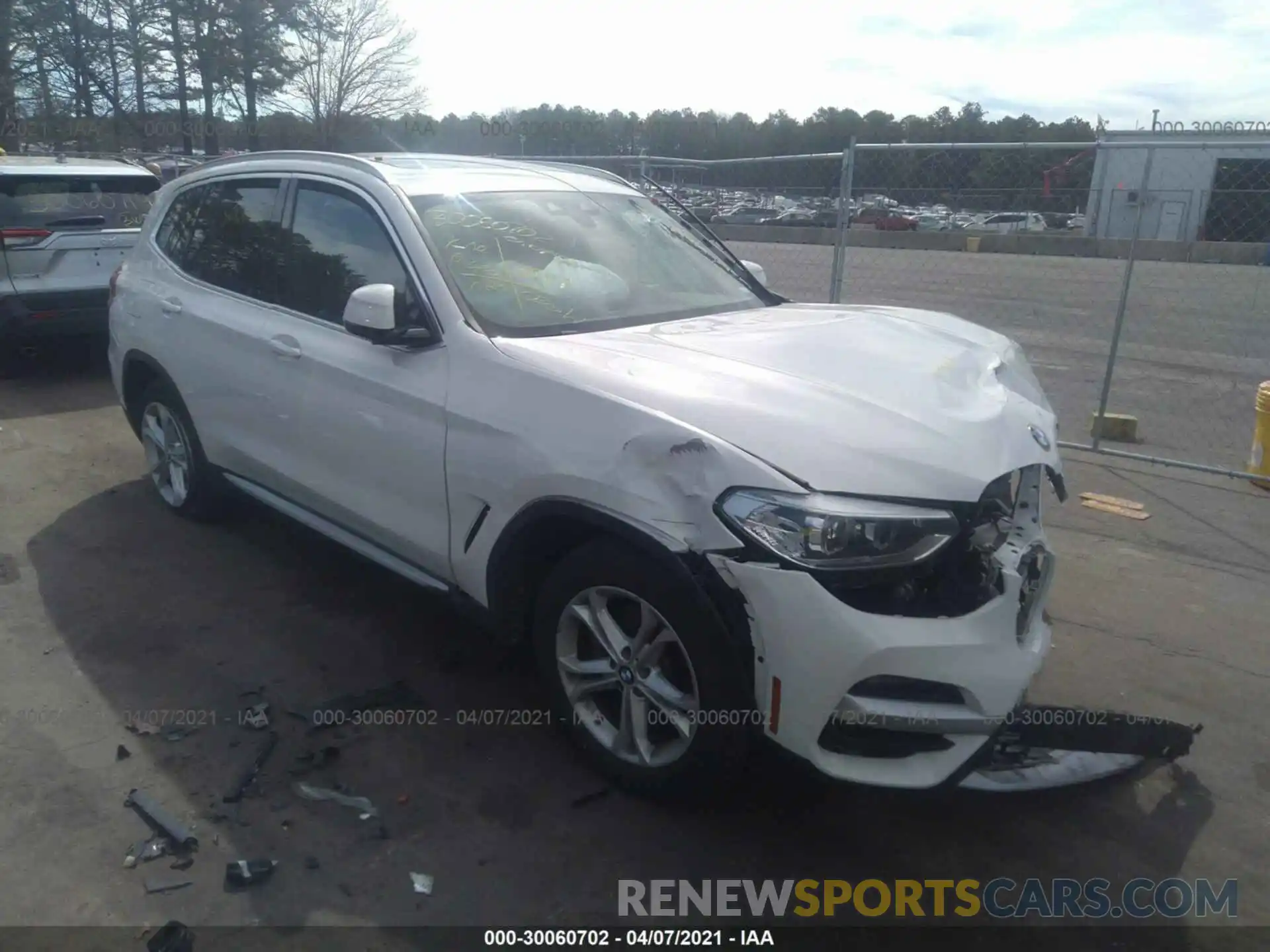 1 Фотография поврежденного автомобиля 5UXTY3C02LLE55472 BMW X3 2020