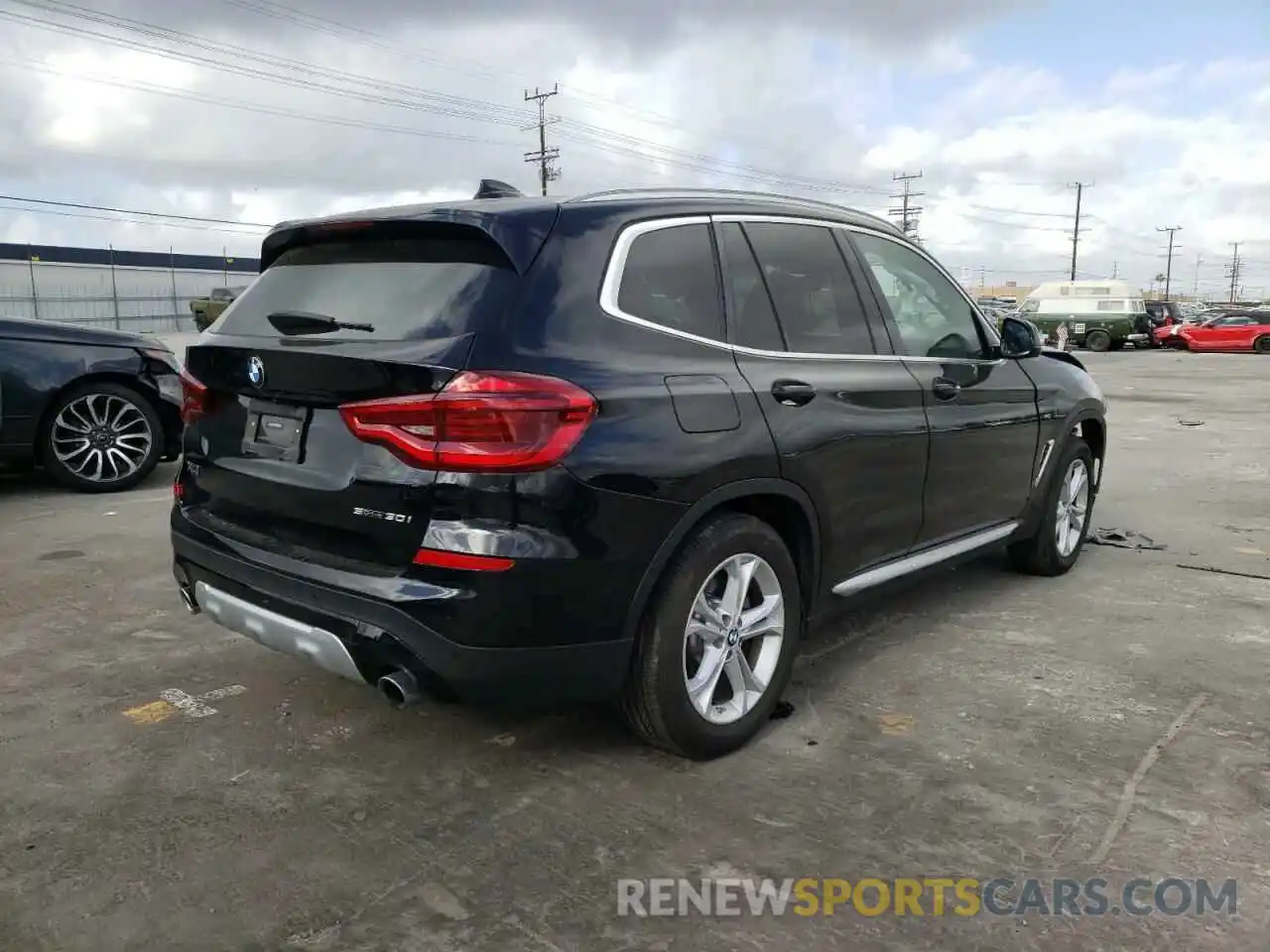 4 Photograph of a damaged car 5UXTY3C02LLU70406 BMW X3 2020