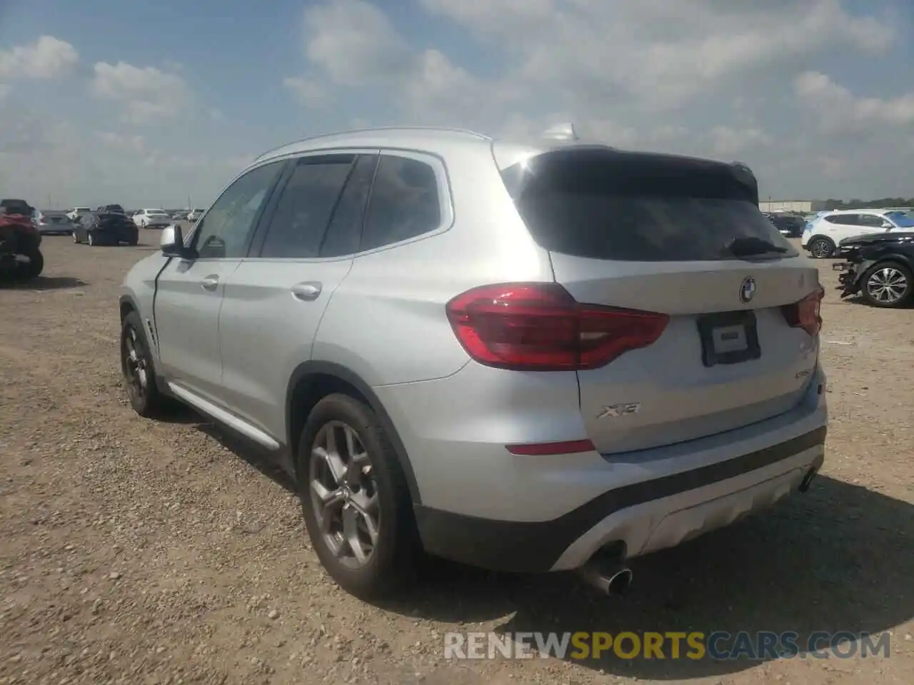 3 Photograph of a damaged car 5UXTY3C03L9C07986 BMW X3 2020