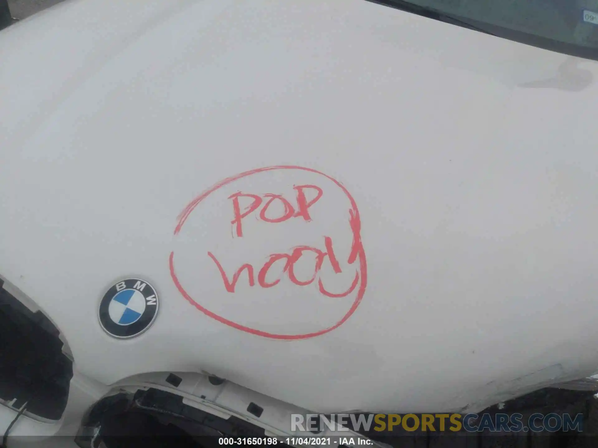 10 Photograph of a damaged car 5UXTY3C03L9D58066 BMW X3 2020