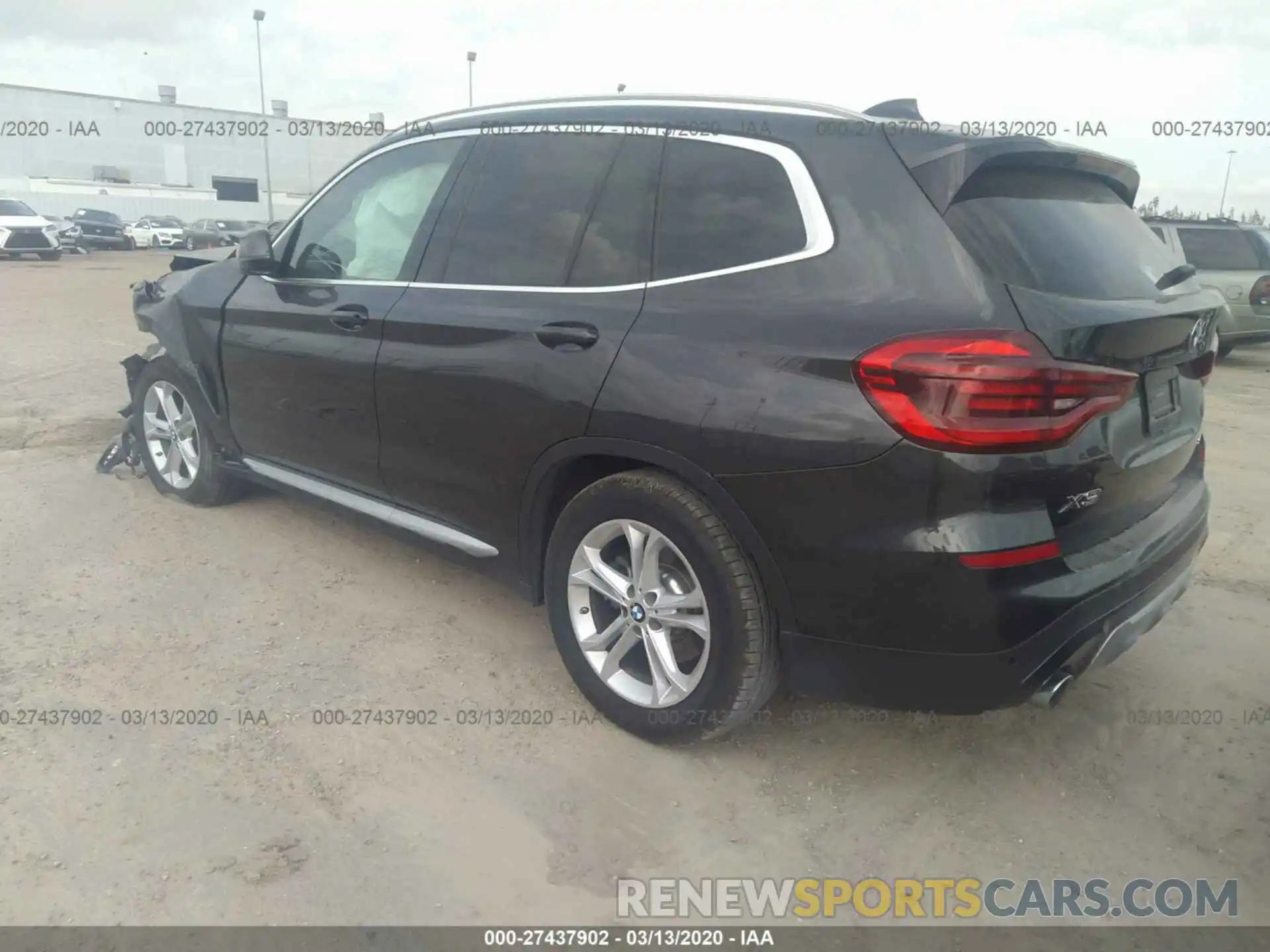 3 Photograph of a damaged car 5UXTY3C03LLE55092 BMW X3 2020