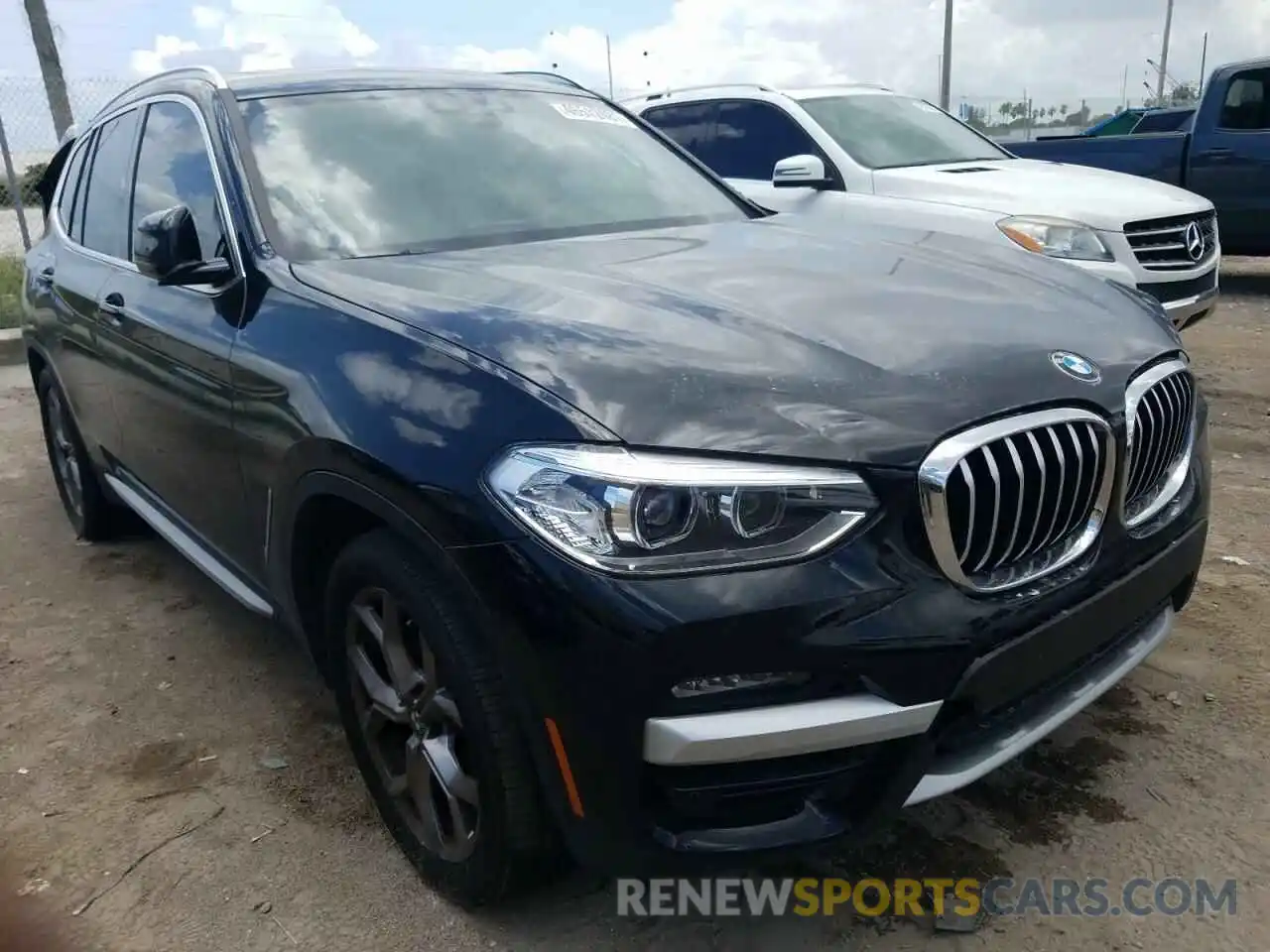 1 Photograph of a damaged car 5UXTY3C03LLU69586 BMW X3 2020