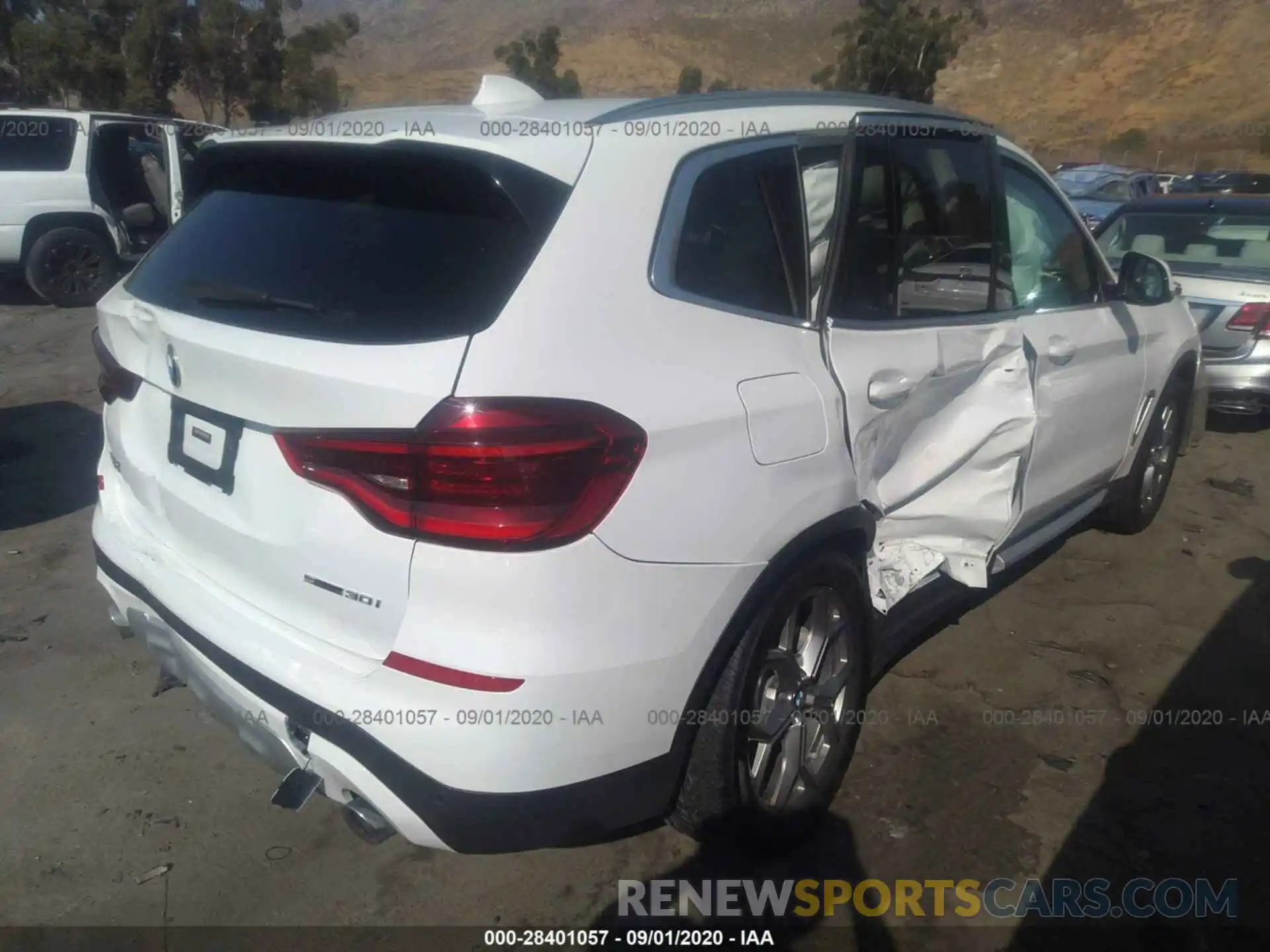 4 Photograph of a damaged car 5UXTY3C04L9B46390 BMW X3 2020